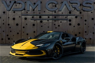 Hoofdafbeelding Ferrari 296 Ferrari 296 GTB 3.0 V6 N-LARGO | Assetto Fiorano | 1 OF 15 | Full Carbon | Painted Shields | CarPlay | Elec. Seats |