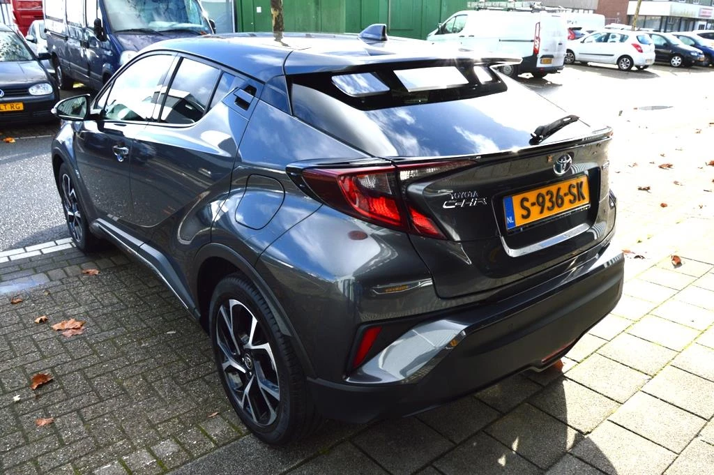 Hoofdafbeelding Toyota C-HR