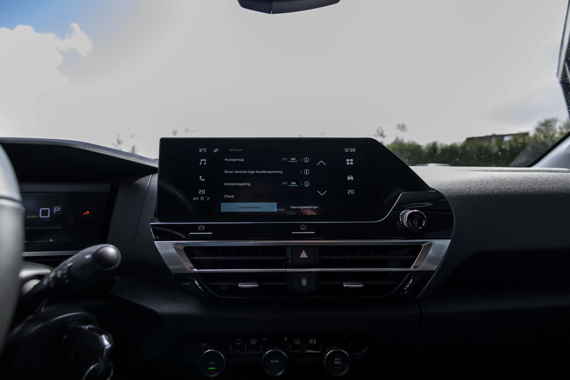 Hoofdafbeelding Citroën ë-C4