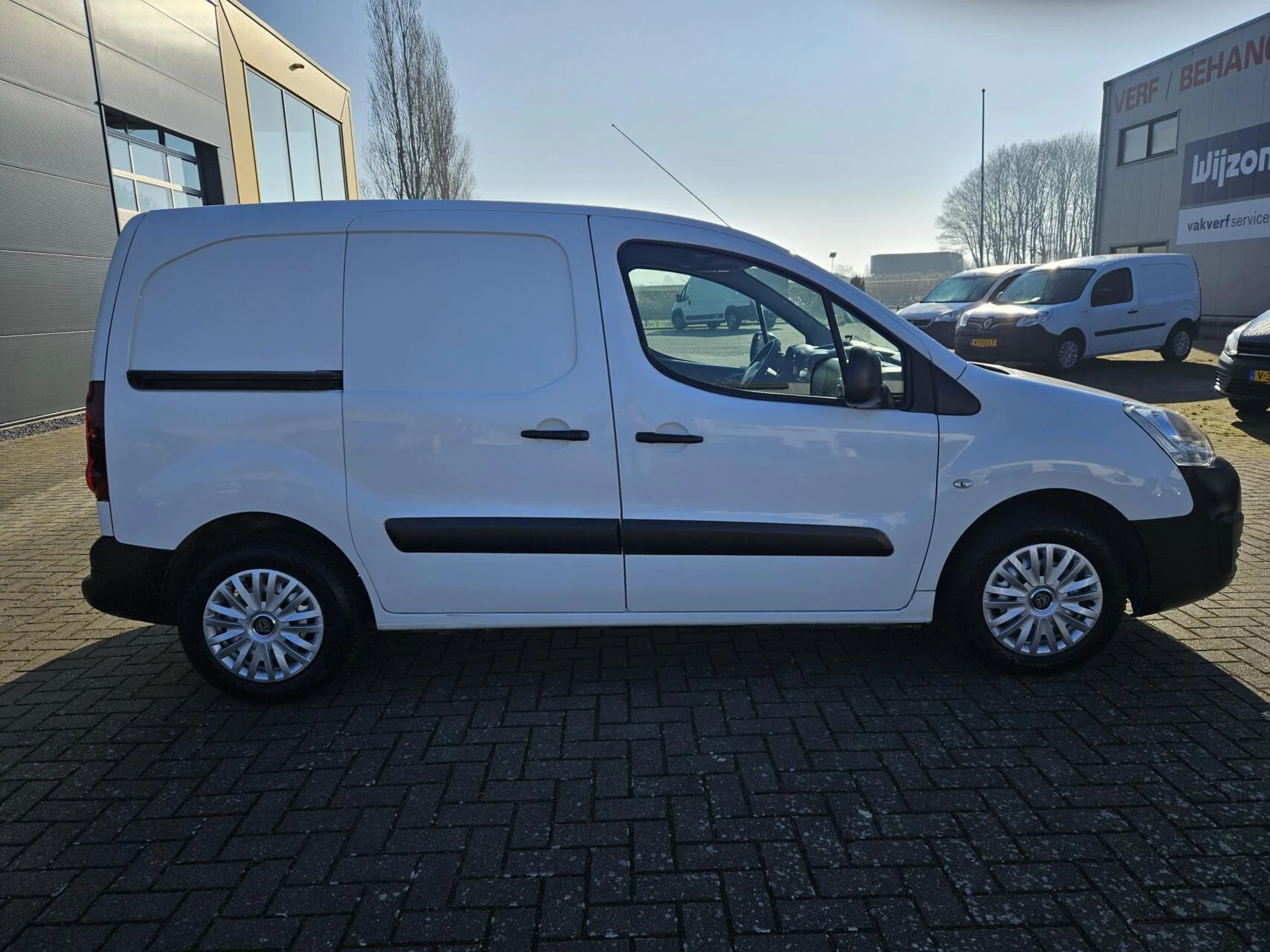 Hoofdafbeelding Peugeot Partner