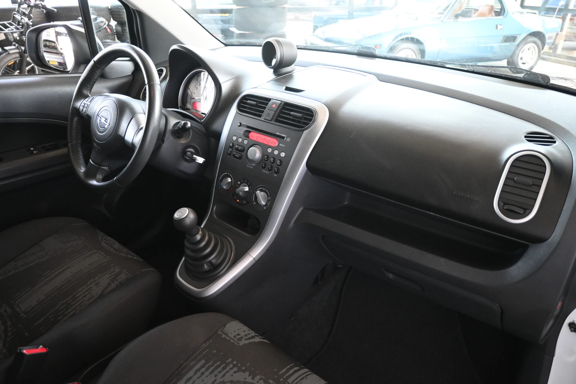 Hoofdafbeelding Opel Agila