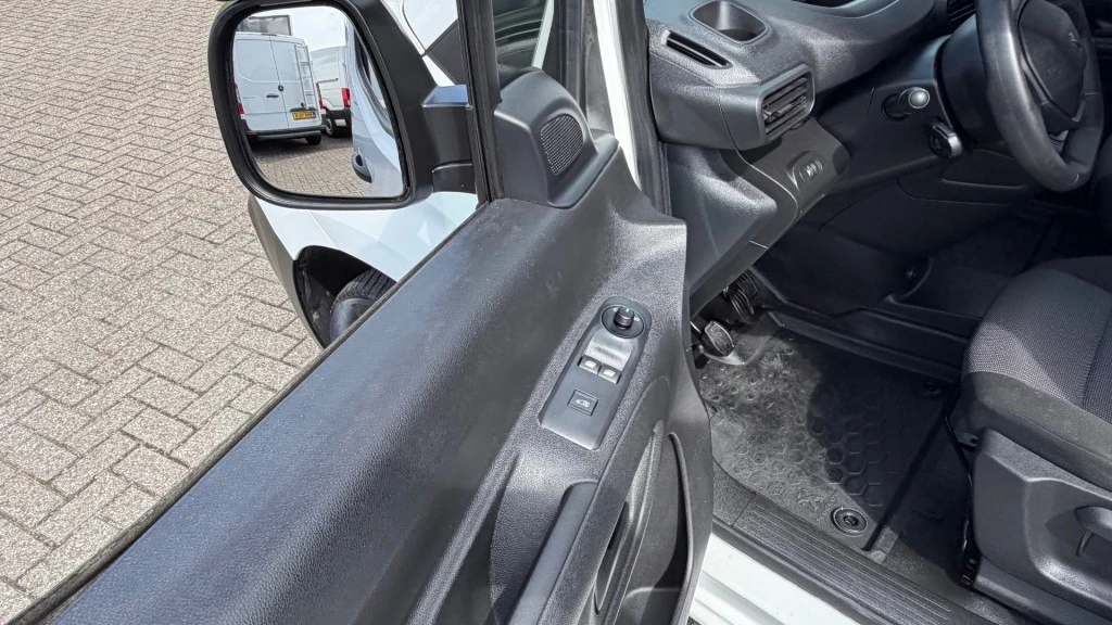 Hoofdafbeelding Peugeot Partner