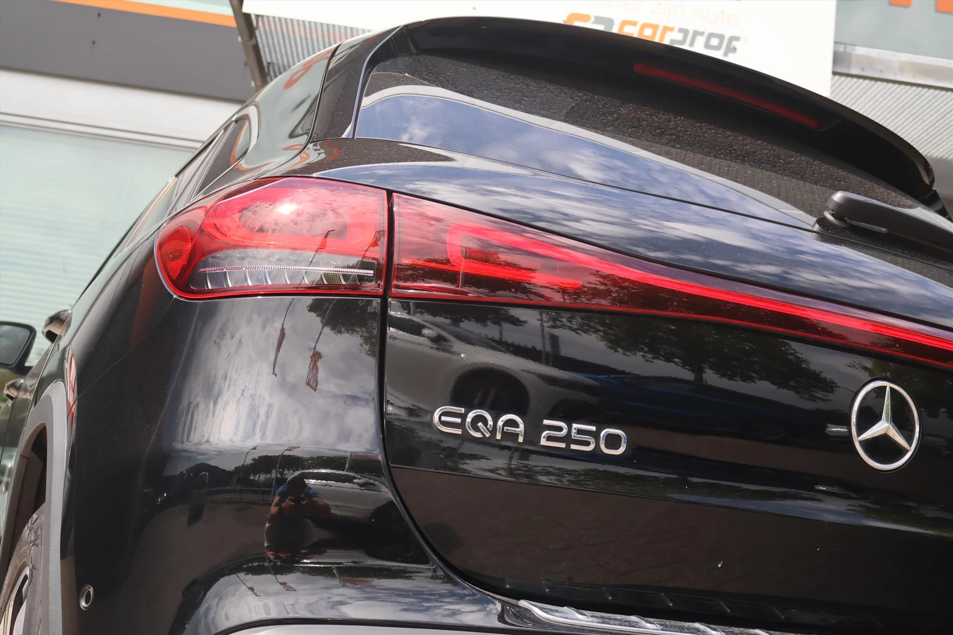 Hoofdafbeelding Mercedes-Benz EQA