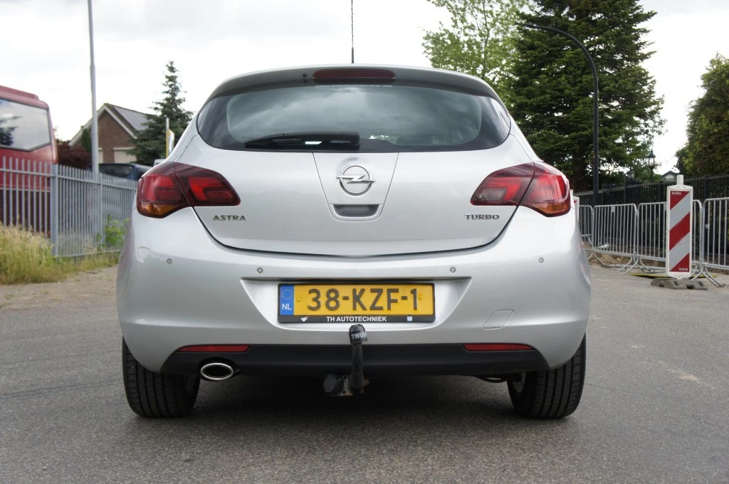 Hoofdafbeelding Opel Astra