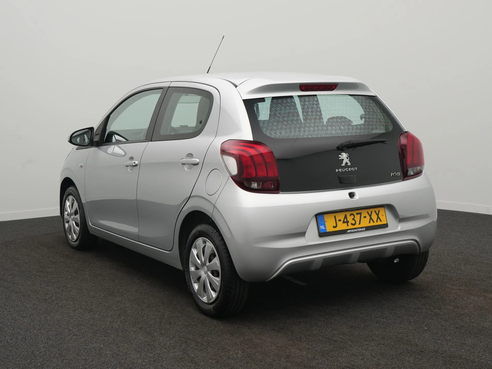 Hoofdafbeelding Peugeot 108