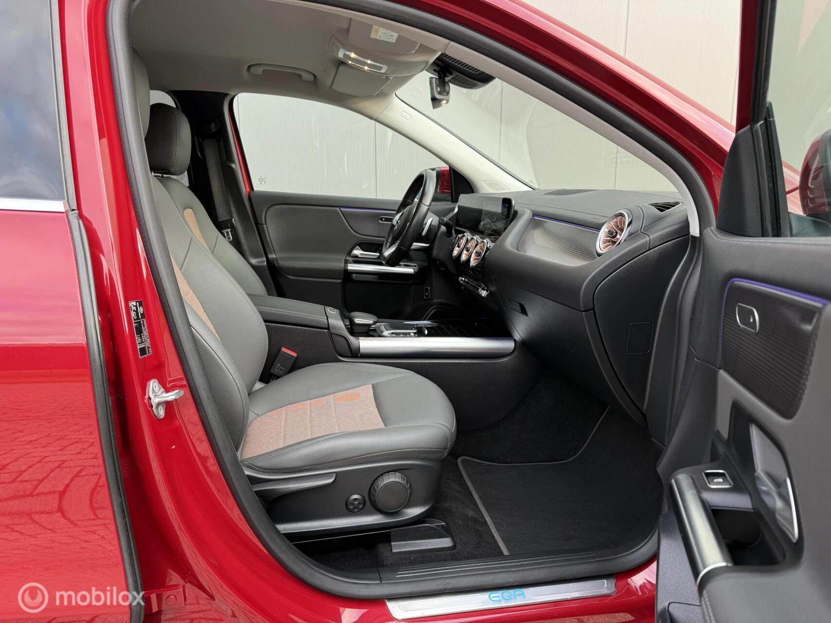 Hoofdafbeelding Mercedes-Benz EQA