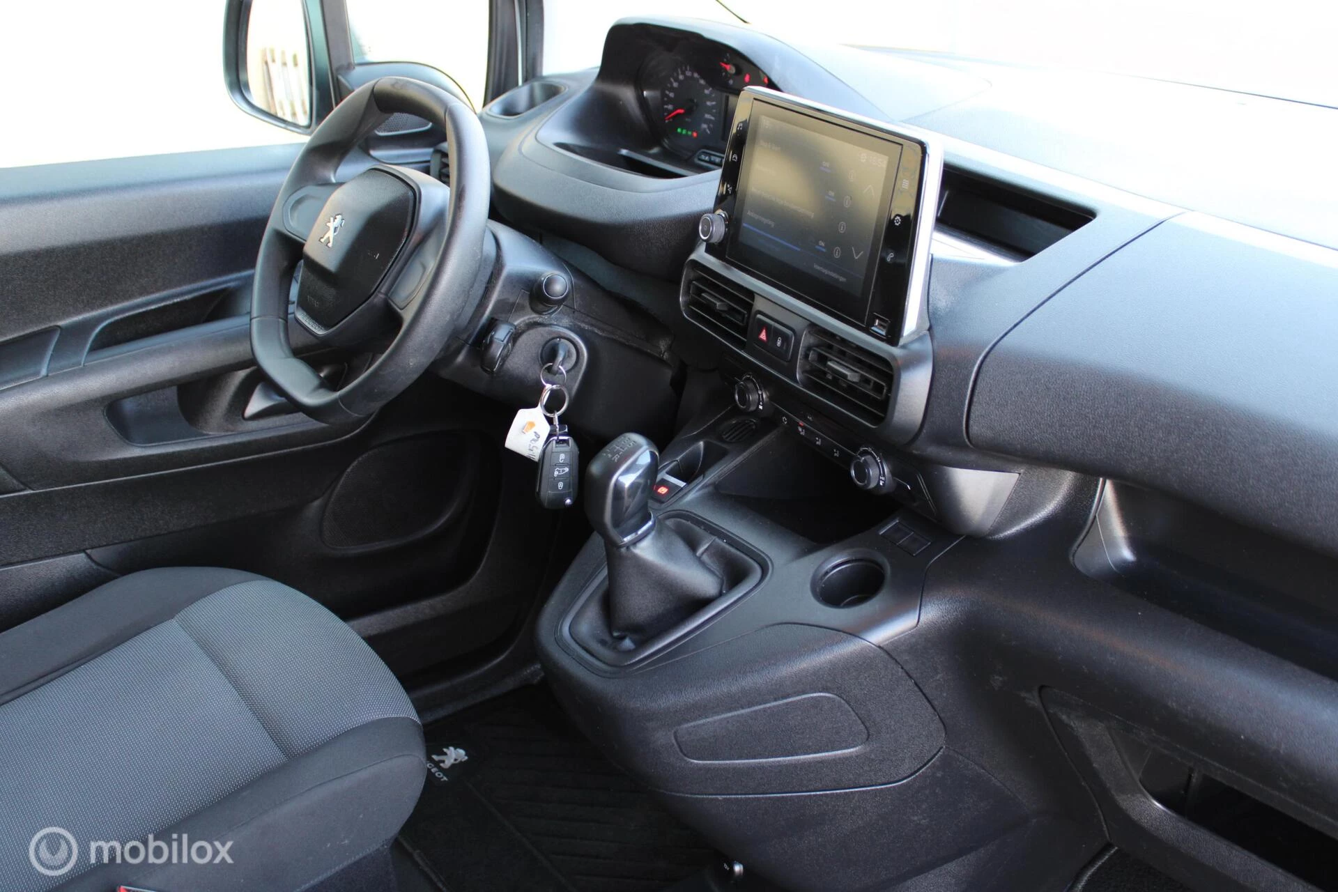 Hoofdafbeelding Peugeot Partner