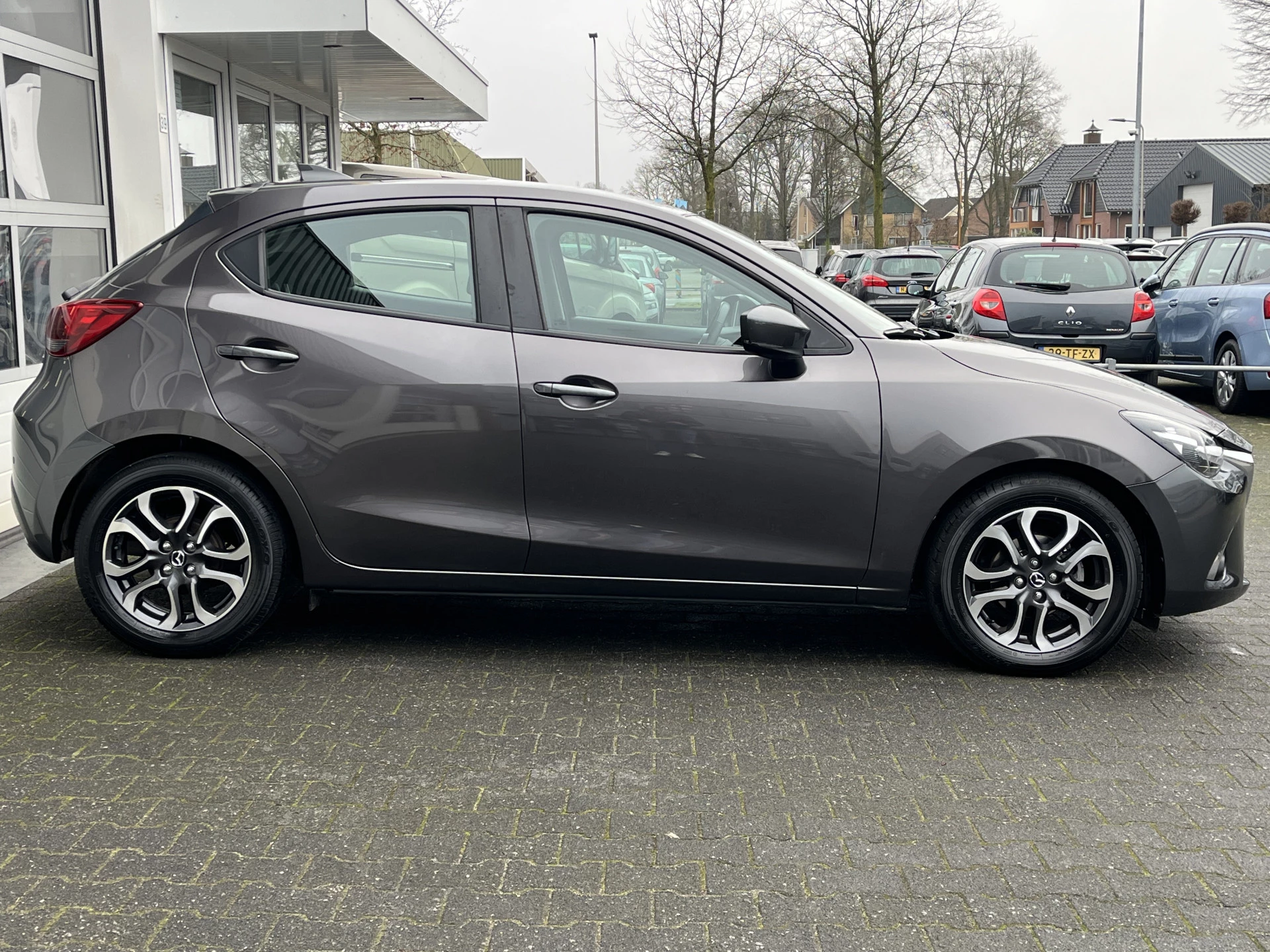 Hoofdafbeelding Mazda 2