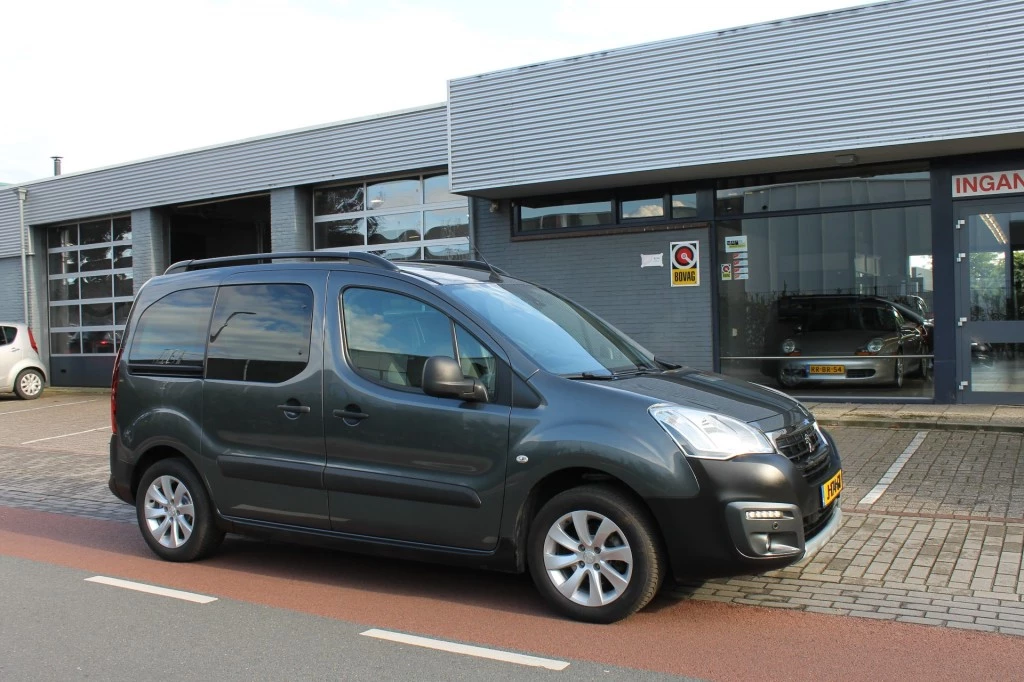 Hoofdafbeelding Peugeot Partner