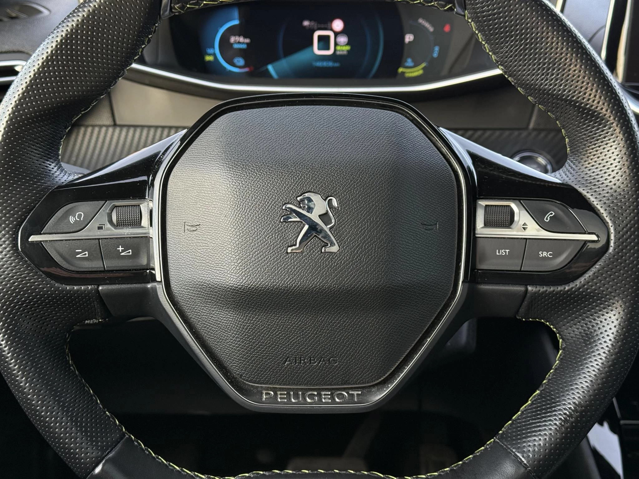 Hoofdafbeelding Peugeot e-208