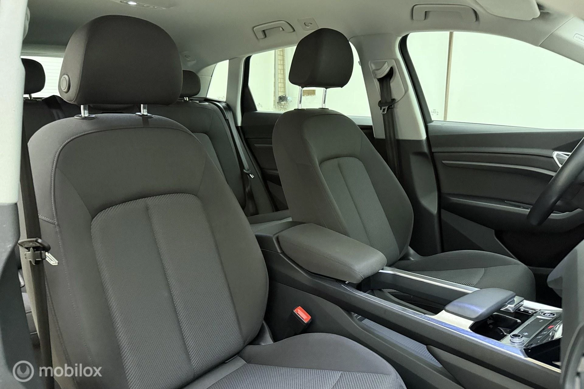 Hoofdafbeelding Audi e-tron