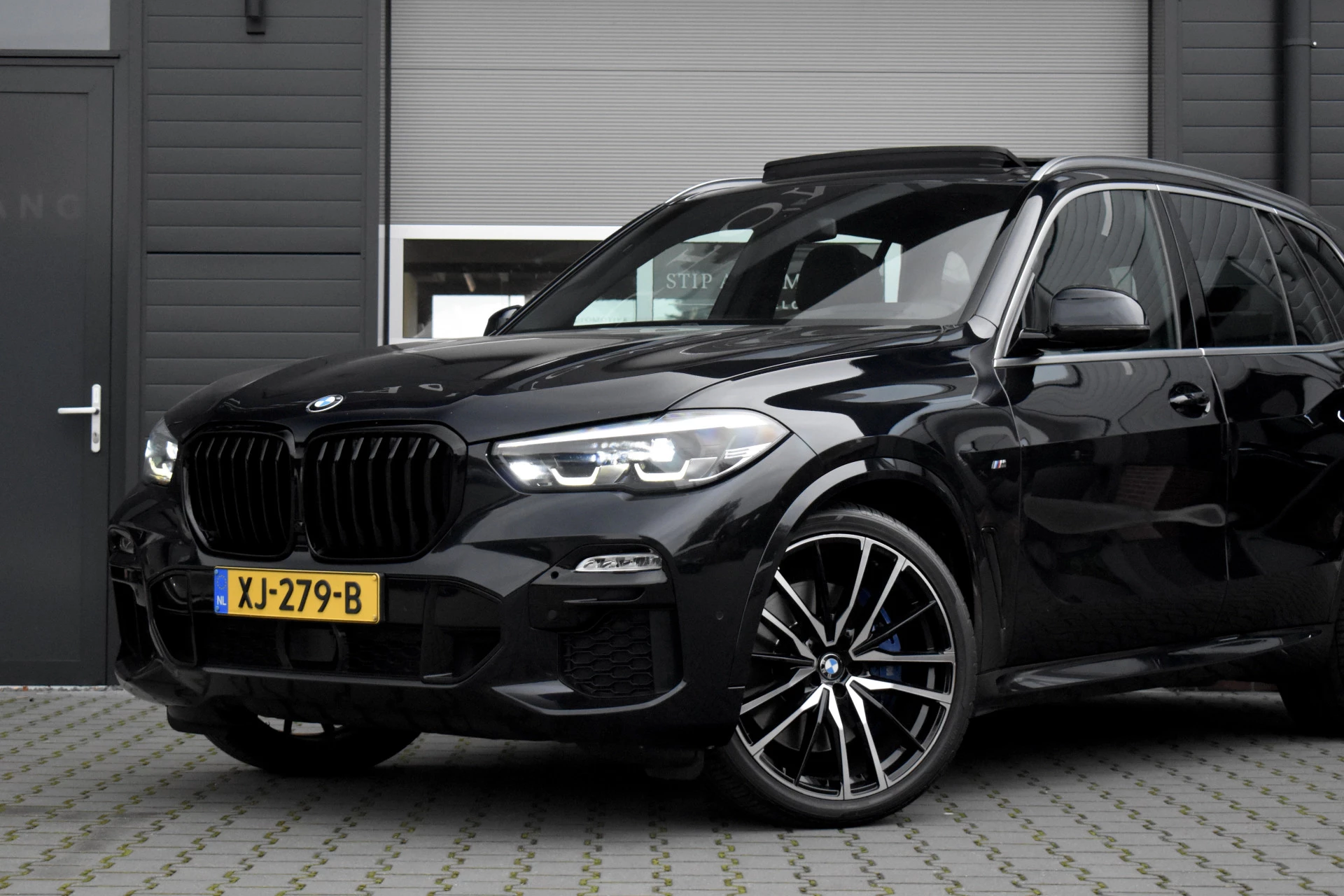 Hoofdafbeelding BMW X5