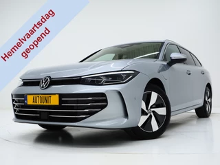 Volkswagen Passat Variant 1.5 eHybrid Elegance | Panoramadak | Leder | Trekhaak | HUD | Massage | 360 | Sfeerlicht | Keyless | Carplay