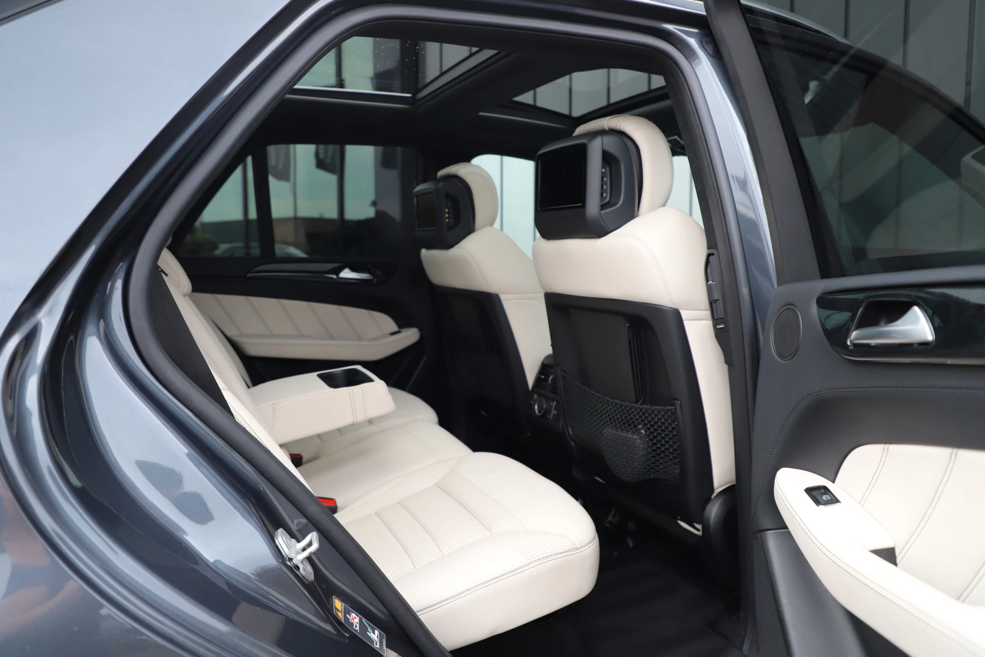 Hoofdafbeelding Mercedes-Benz M-Klasse