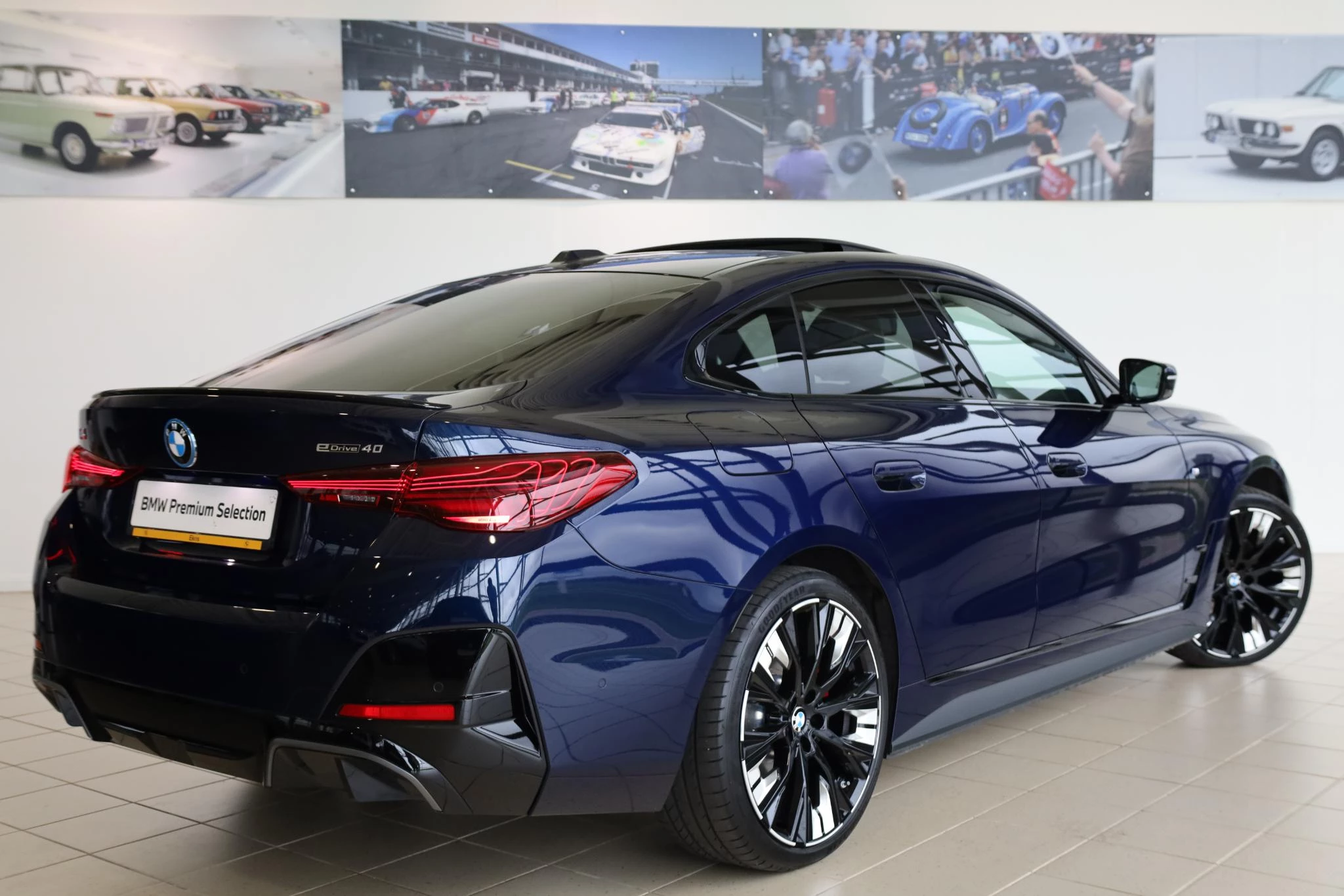 Hoofdafbeelding BMW i4