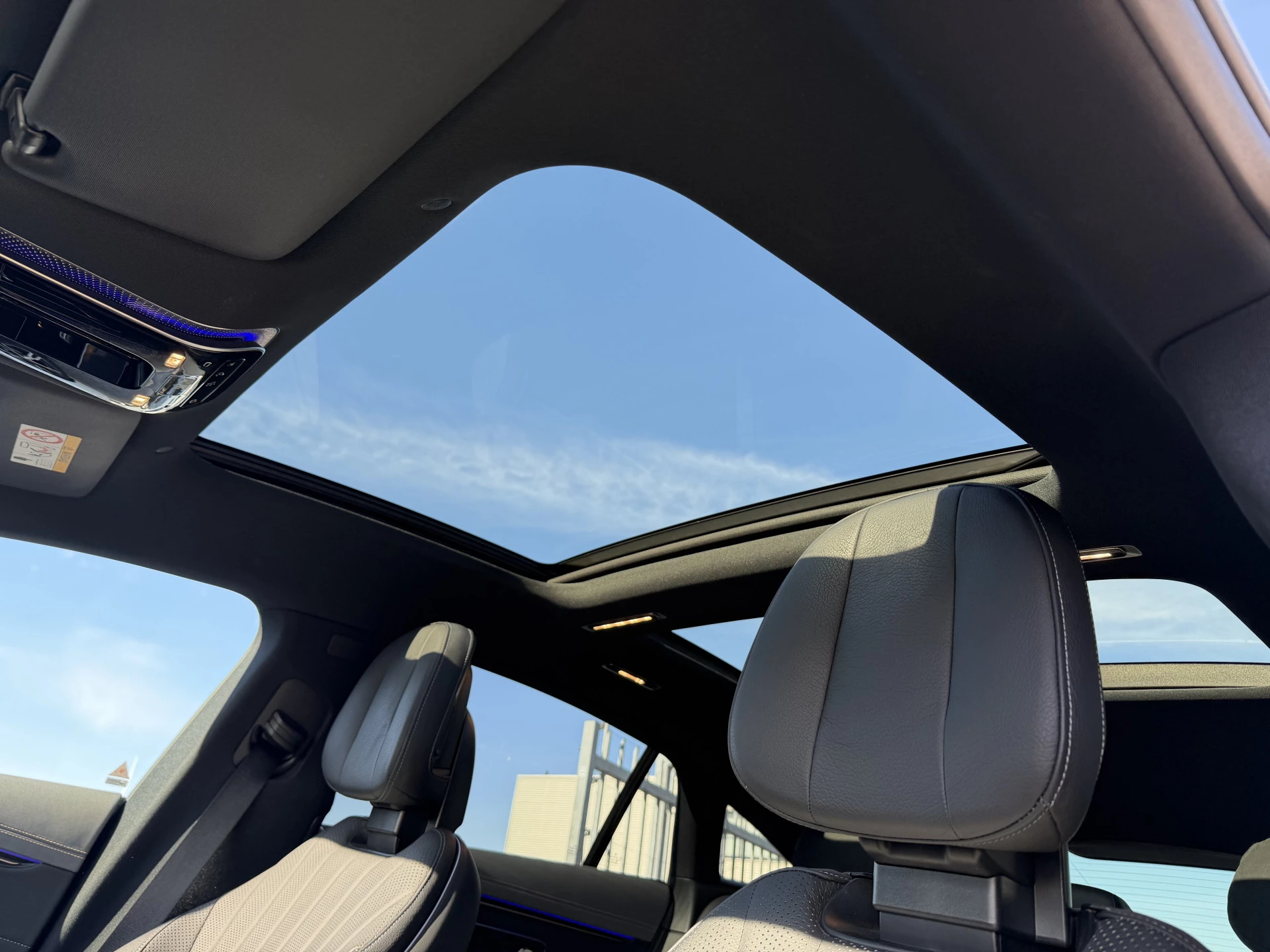 Hoofdafbeelding Mercedes-Benz EQS