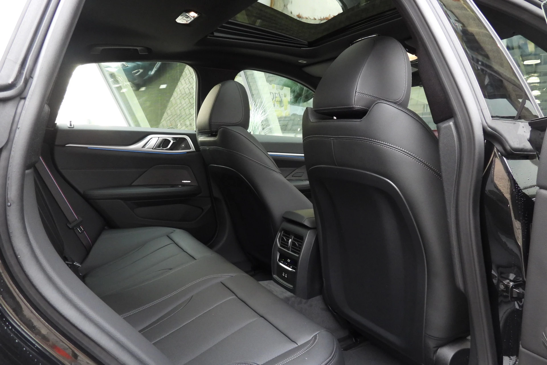 Hoofdafbeelding BMW i4