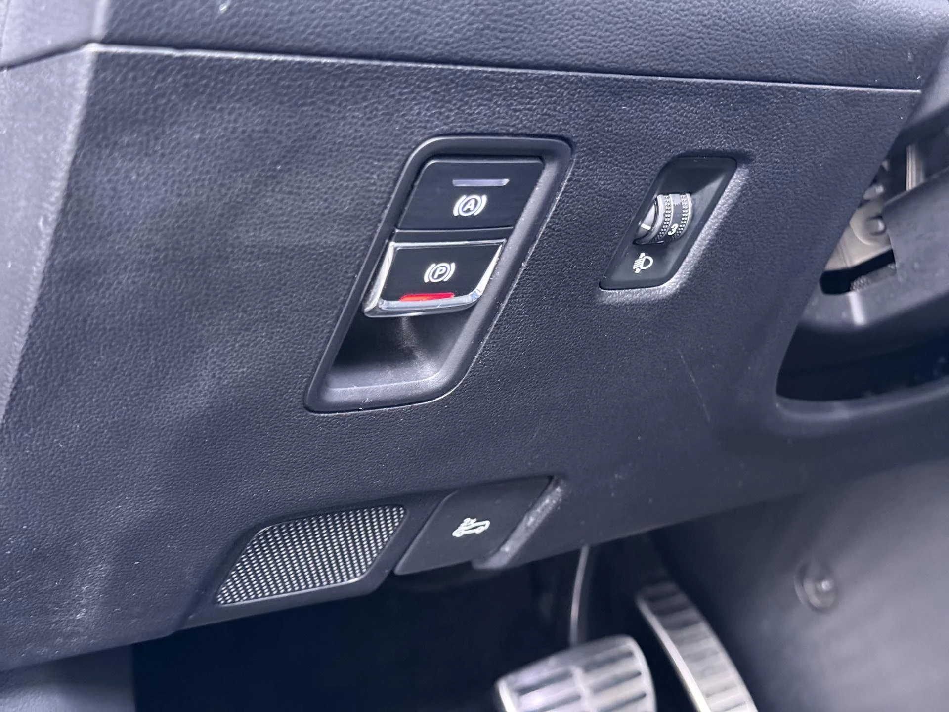 Hoofdafbeelding MG Marvel R