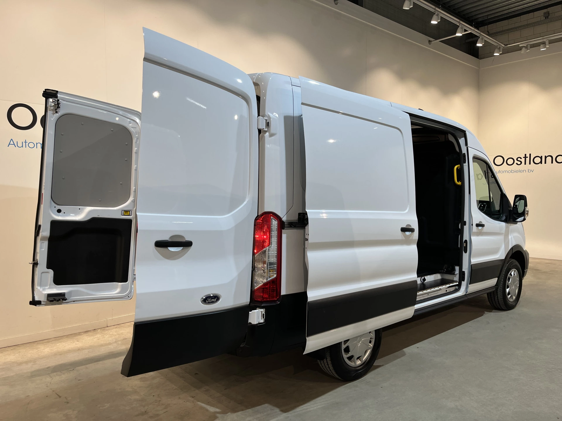 Hoofdafbeelding Ford E-Transit