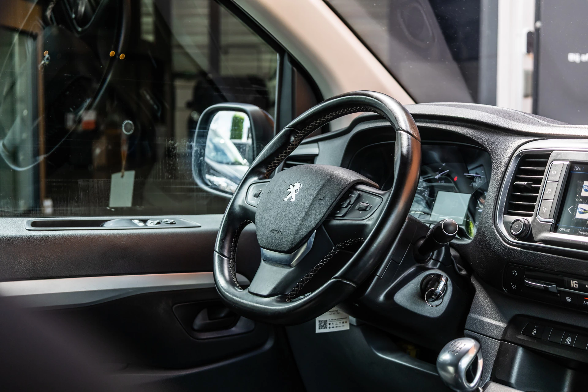 Hoofdafbeelding Peugeot Expert