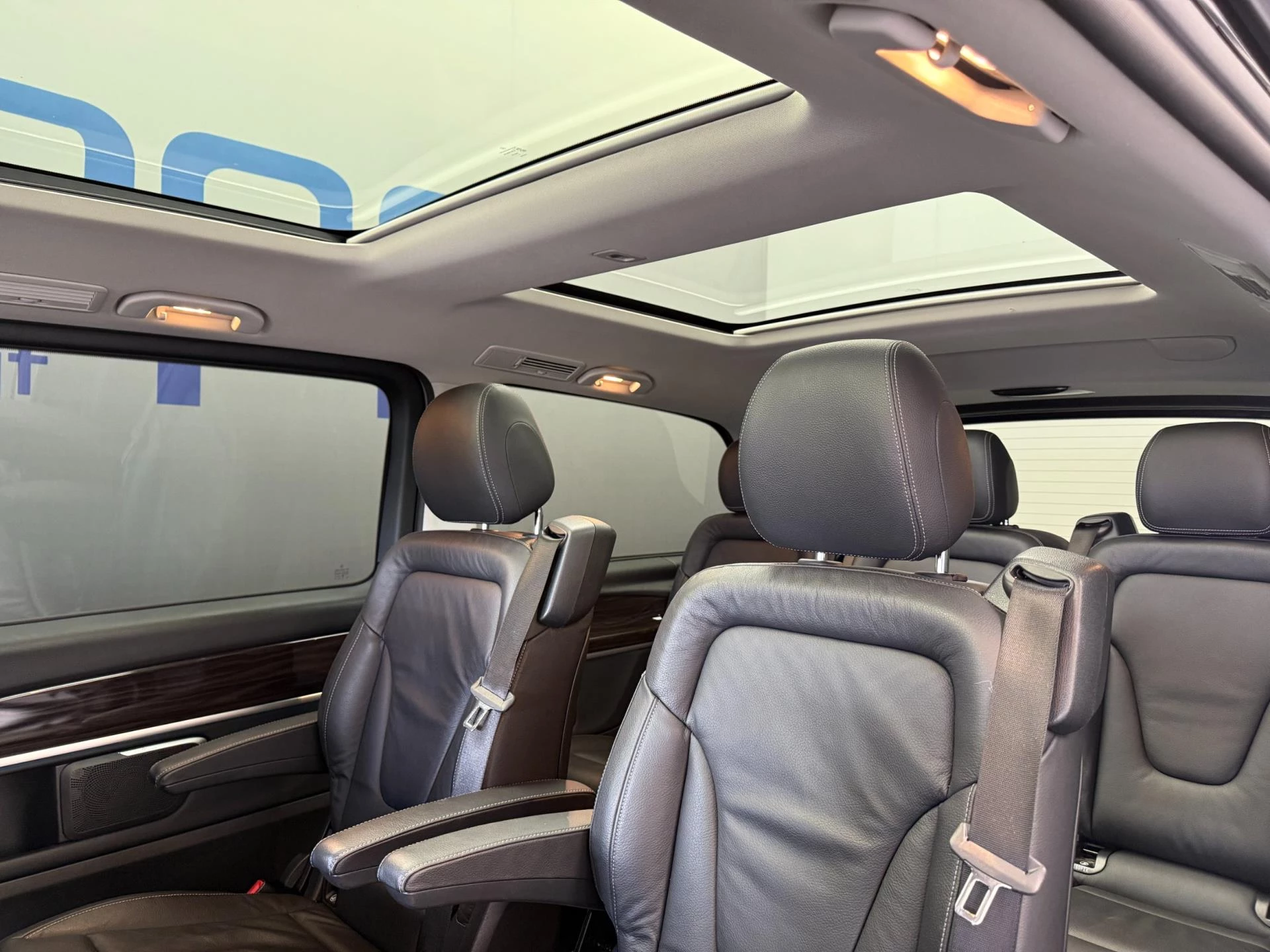 Hoofdafbeelding Mercedes-Benz EQV