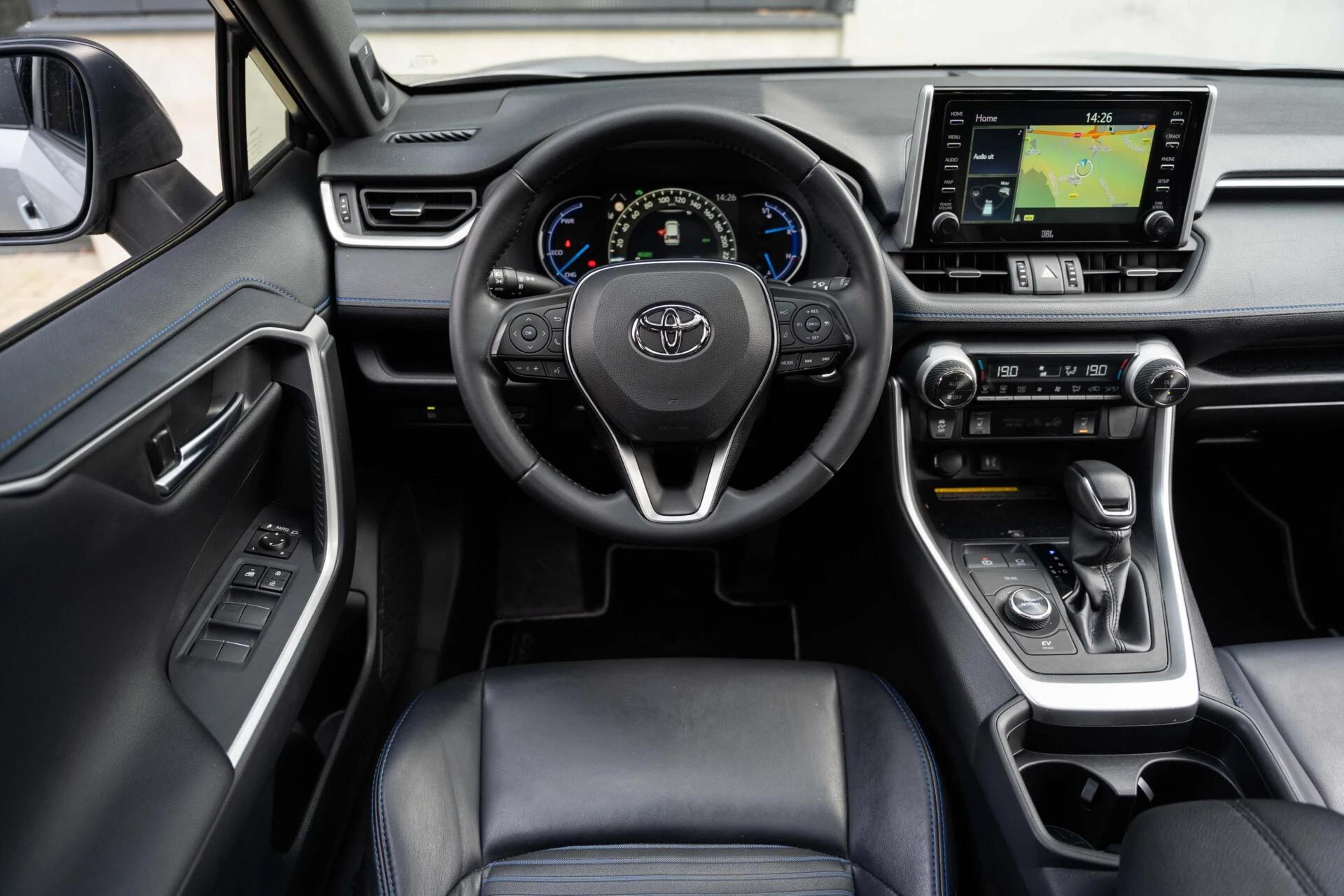 Hoofdafbeelding Toyota RAV4