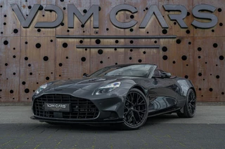 Hoofdafbeelding Aston Martin Vanquish Aston Martin Vanquish Volante | TITANIUM UITLAAT | 16-WAY SEATS | BOWERS & WILKINS | BLACK PACK | 360 | KERAMISCH | MEMORY |