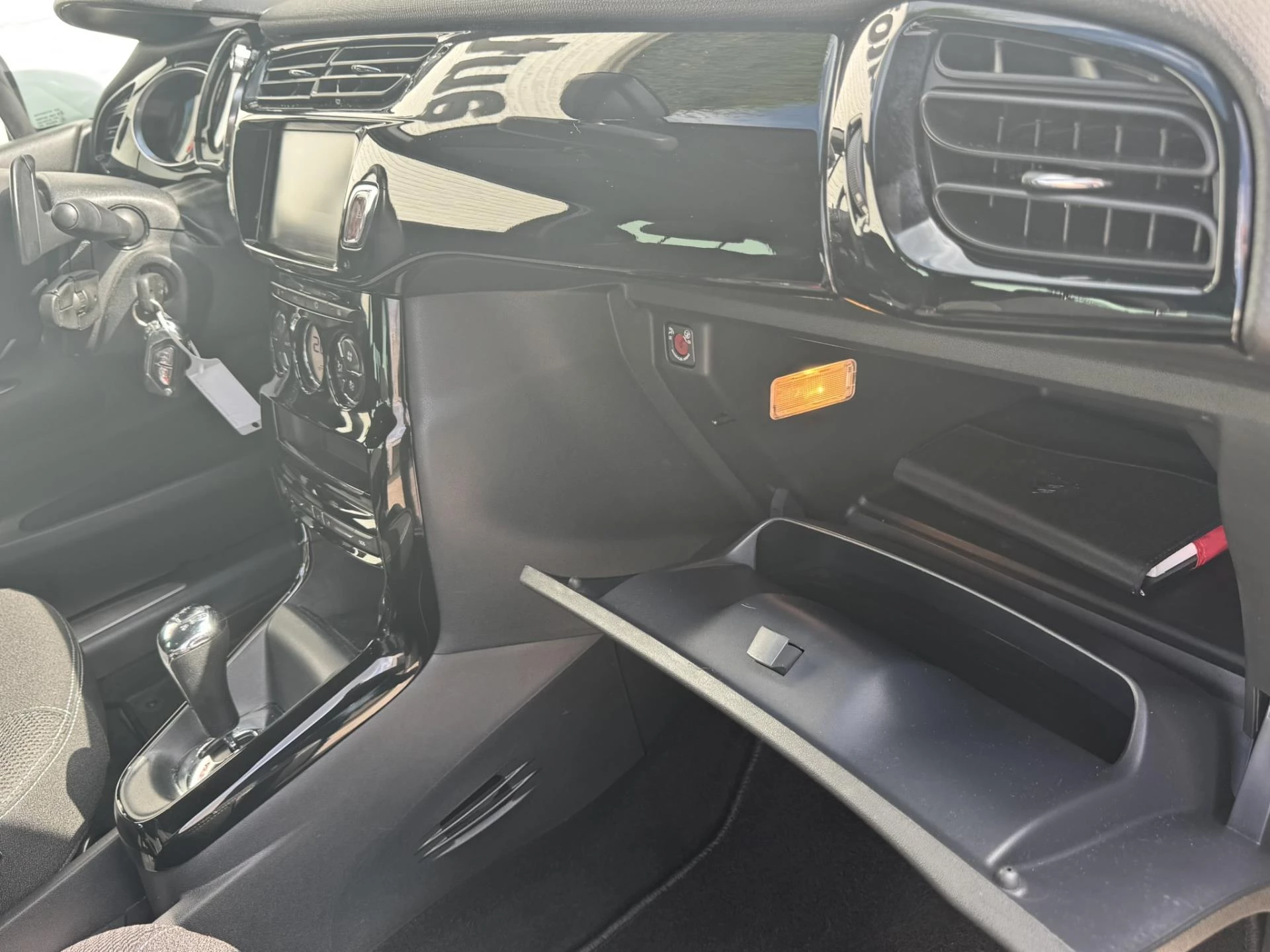 Hoofdafbeelding DS DS 3