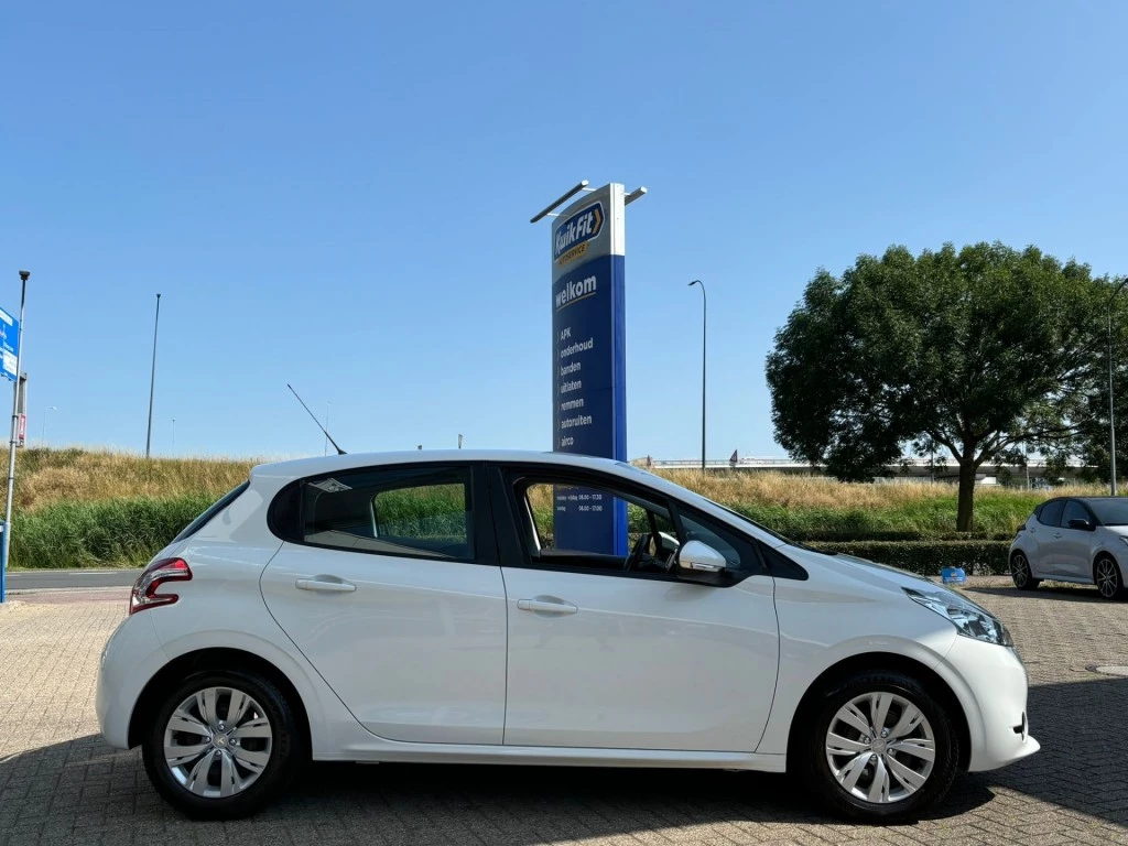 Hoofdafbeelding Peugeot 208