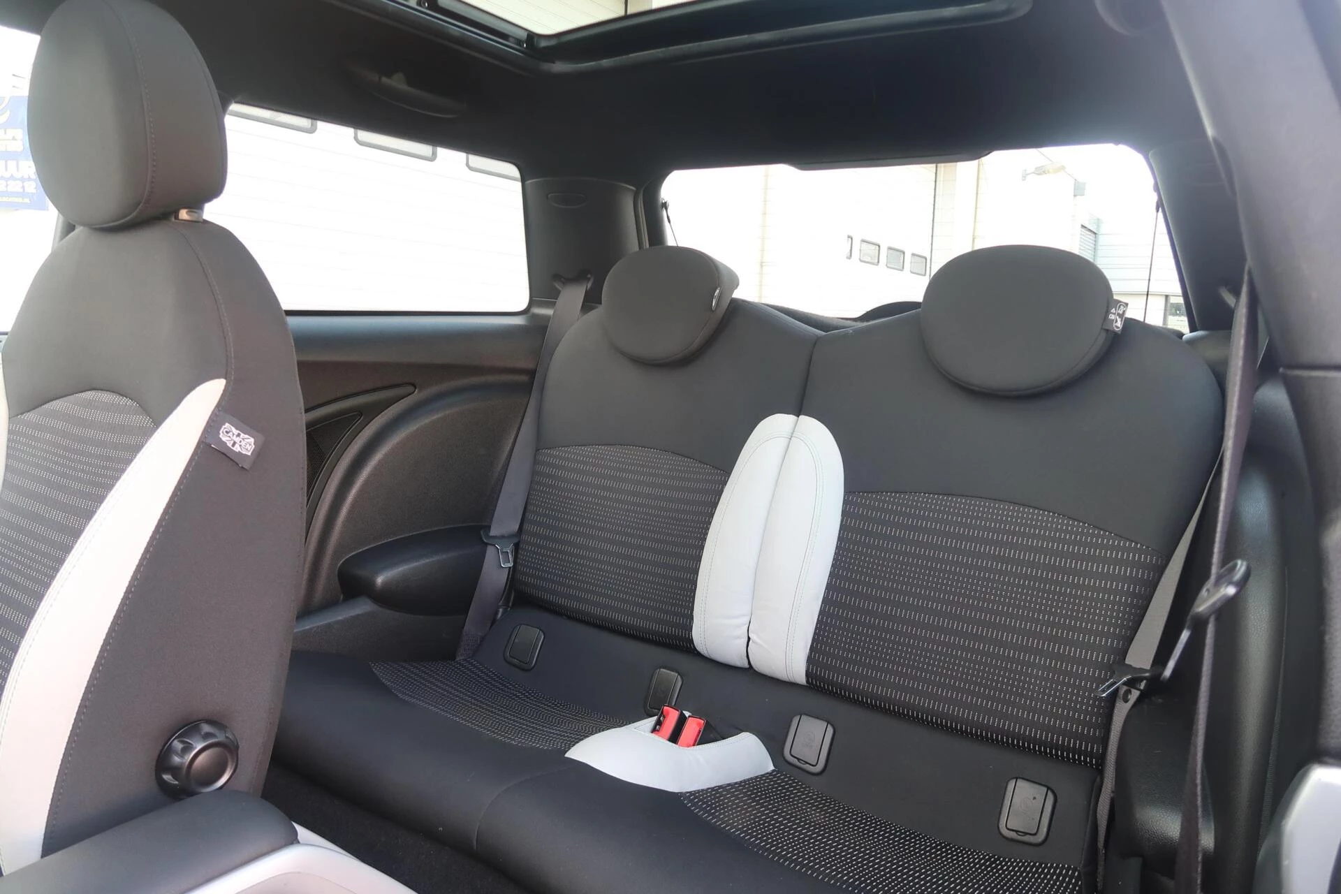 Hoofdafbeelding MINI Cooper S