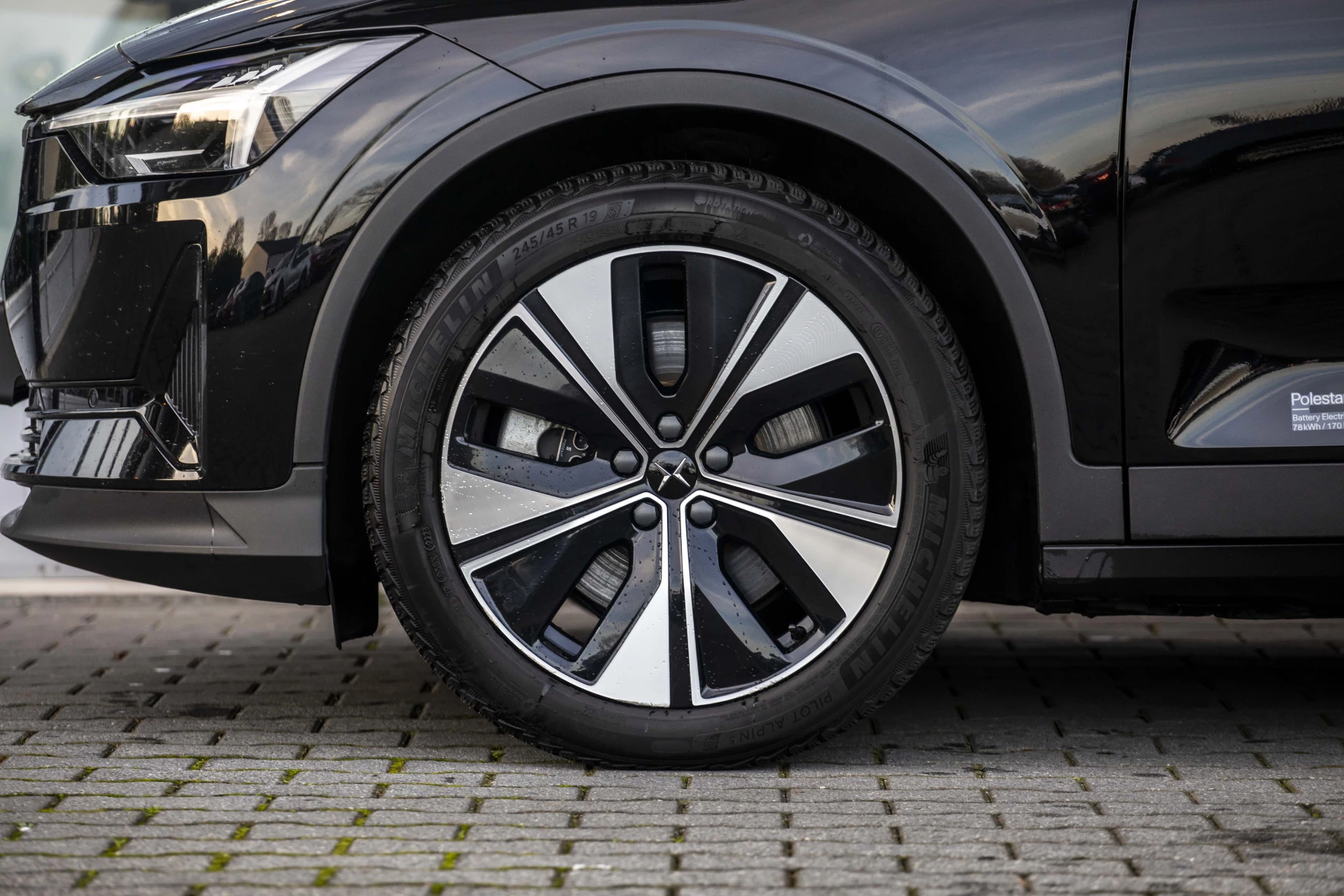 Hoofdafbeelding Polestar 2