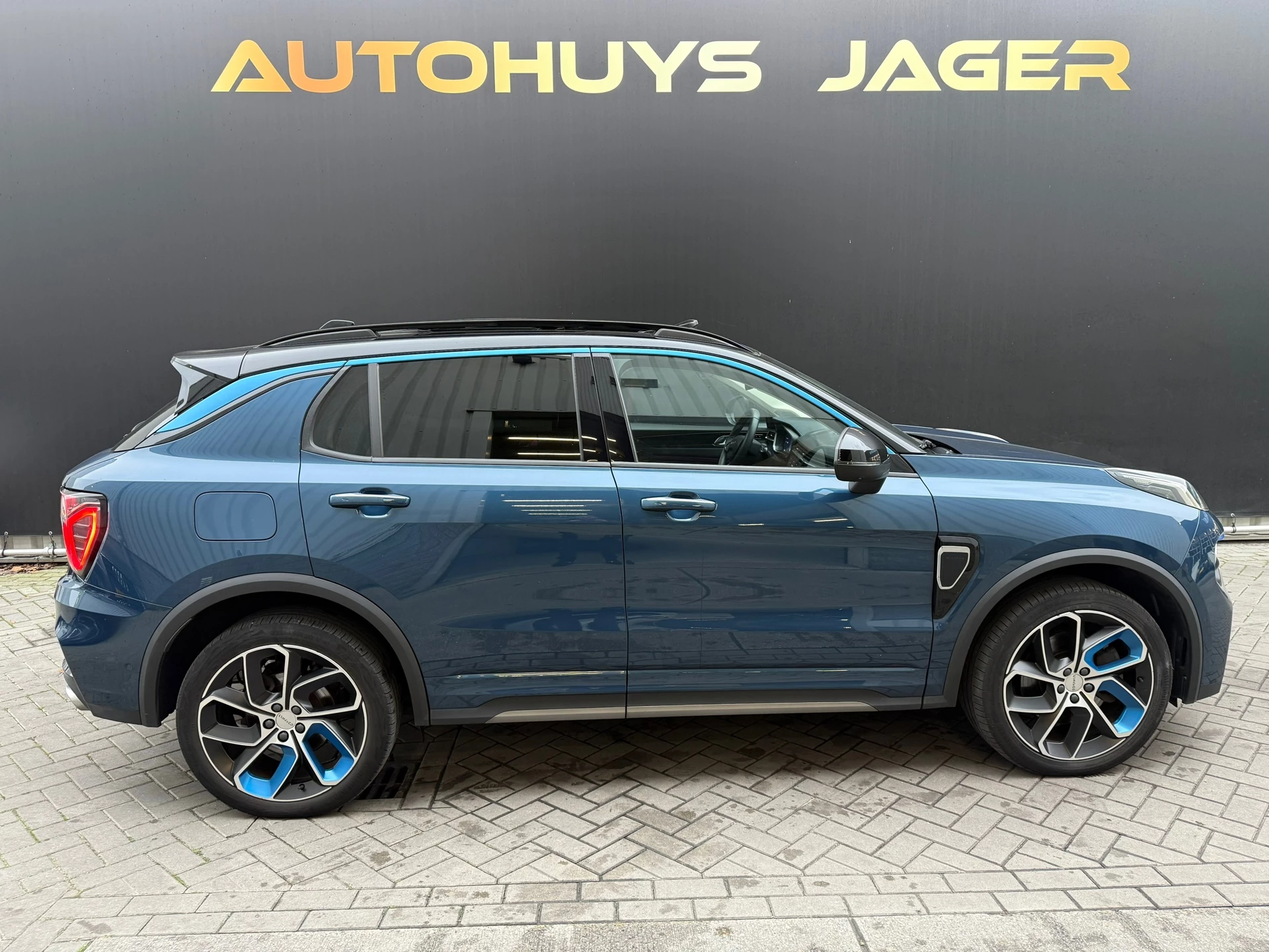 Hoofdafbeelding Lynk & Co 01