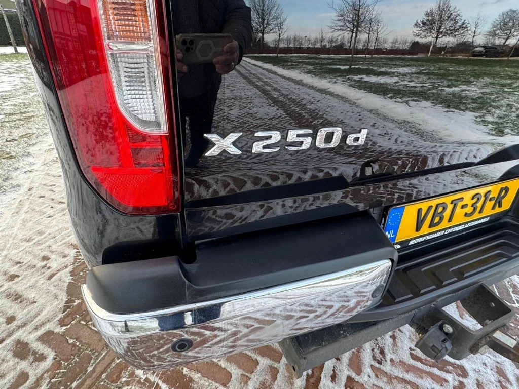 Hoofdafbeelding Mercedes-Benz X-Klasse