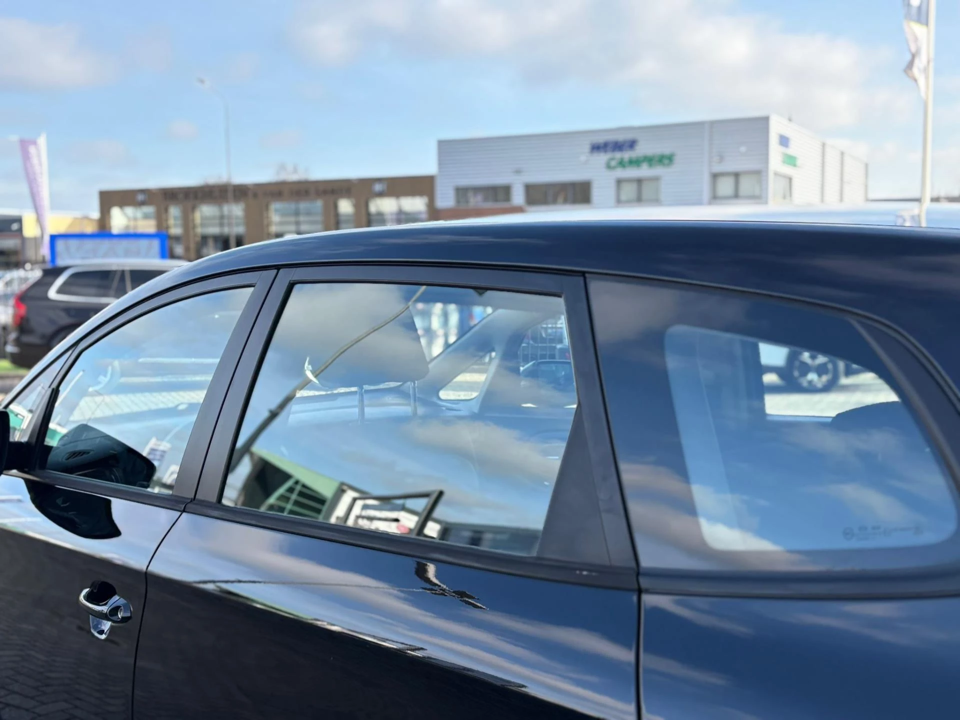 Hoofdafbeelding Kia Carens