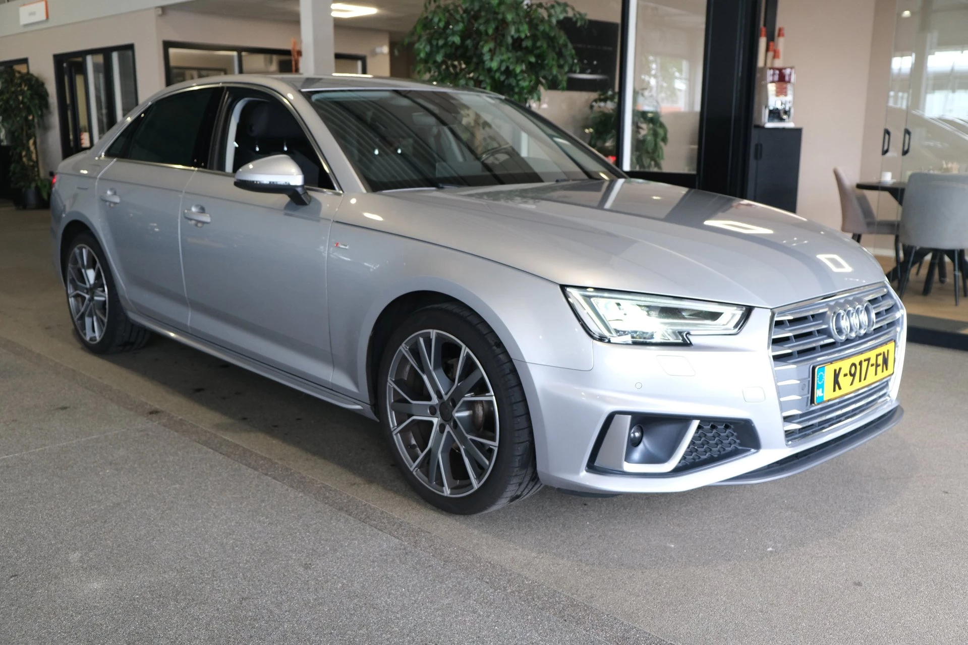 Hoofdafbeelding Audi A4