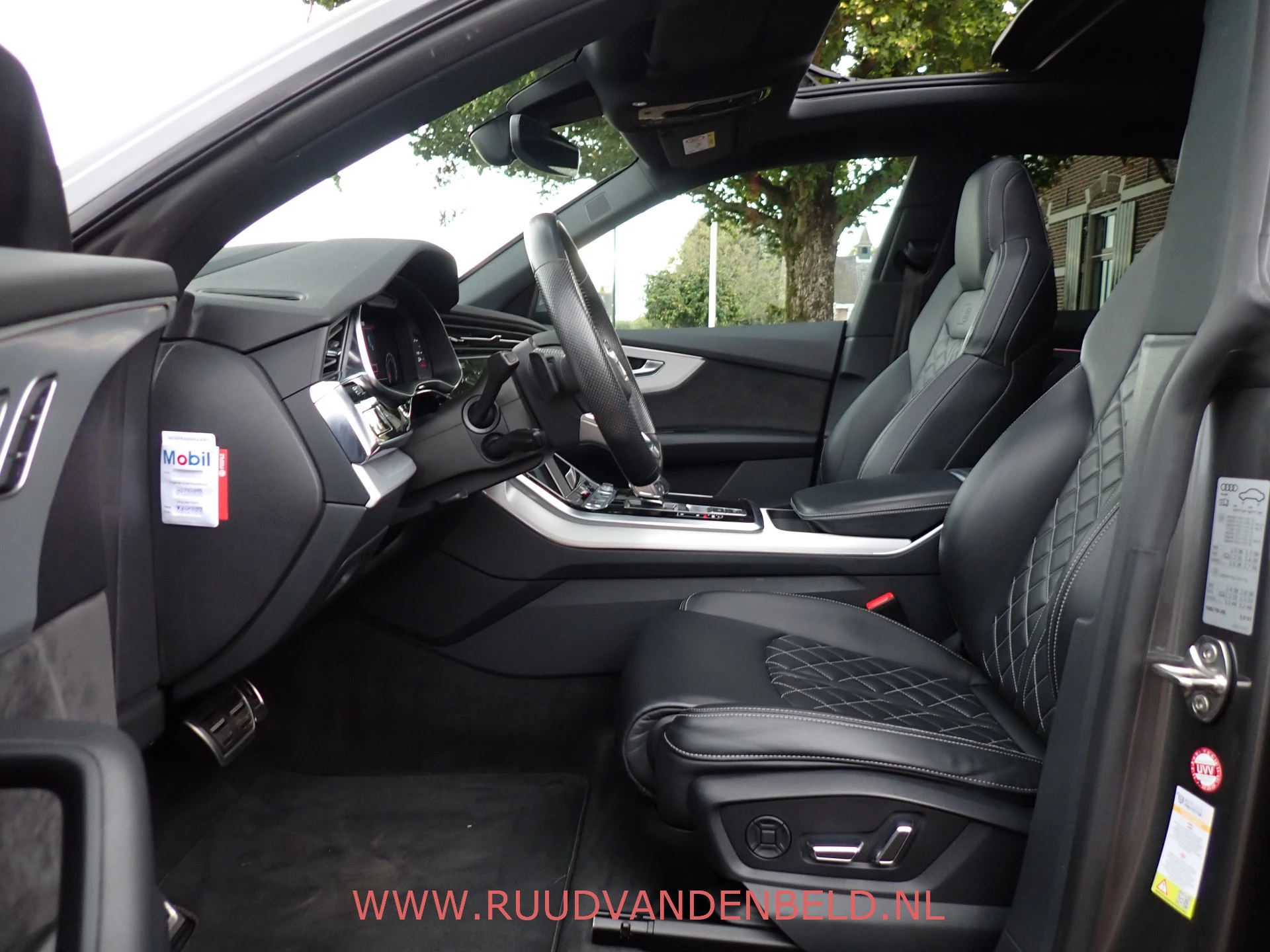 Hoofdafbeelding Audi Q8