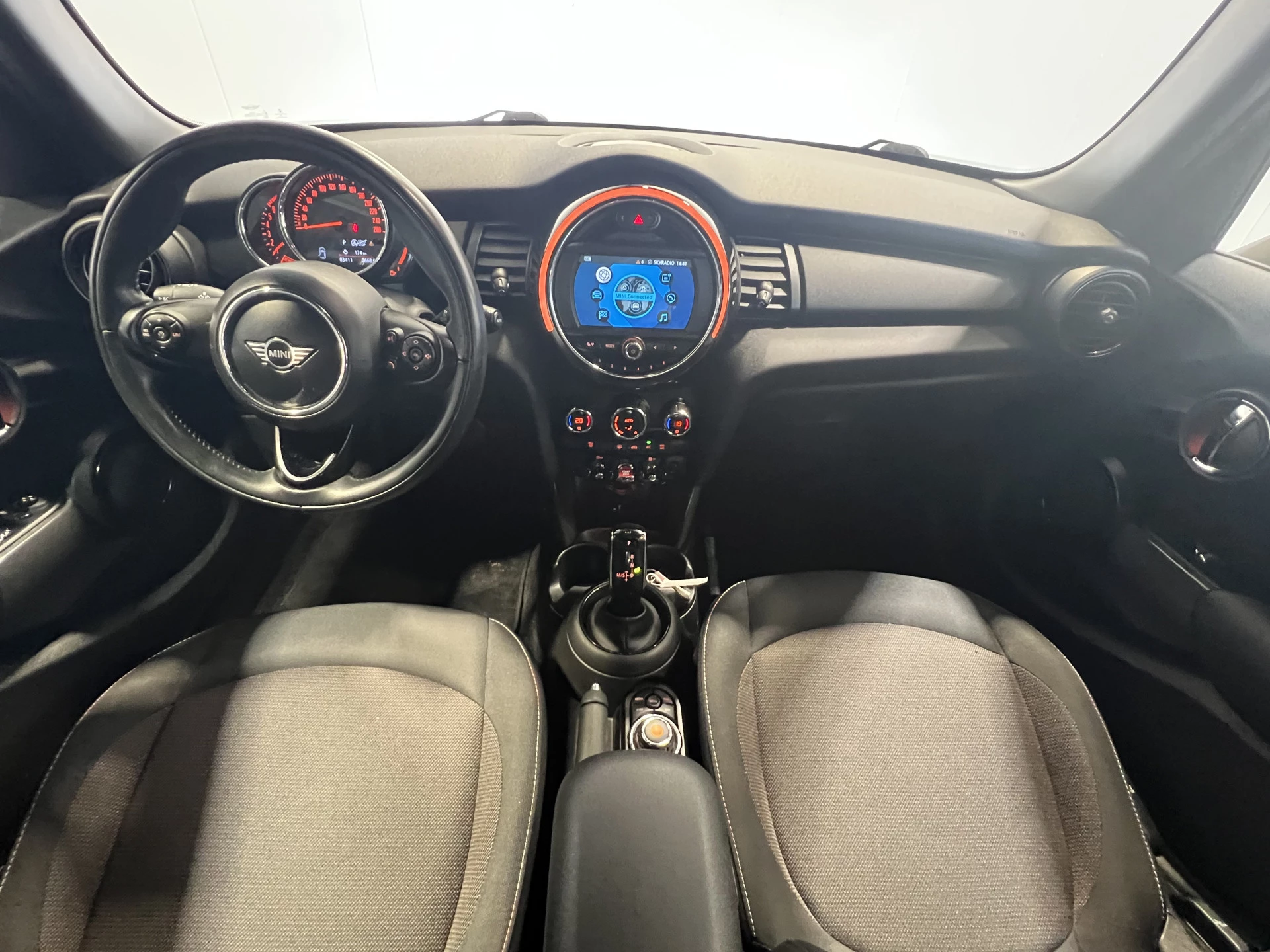 Hoofdafbeelding MINI 5-deurs