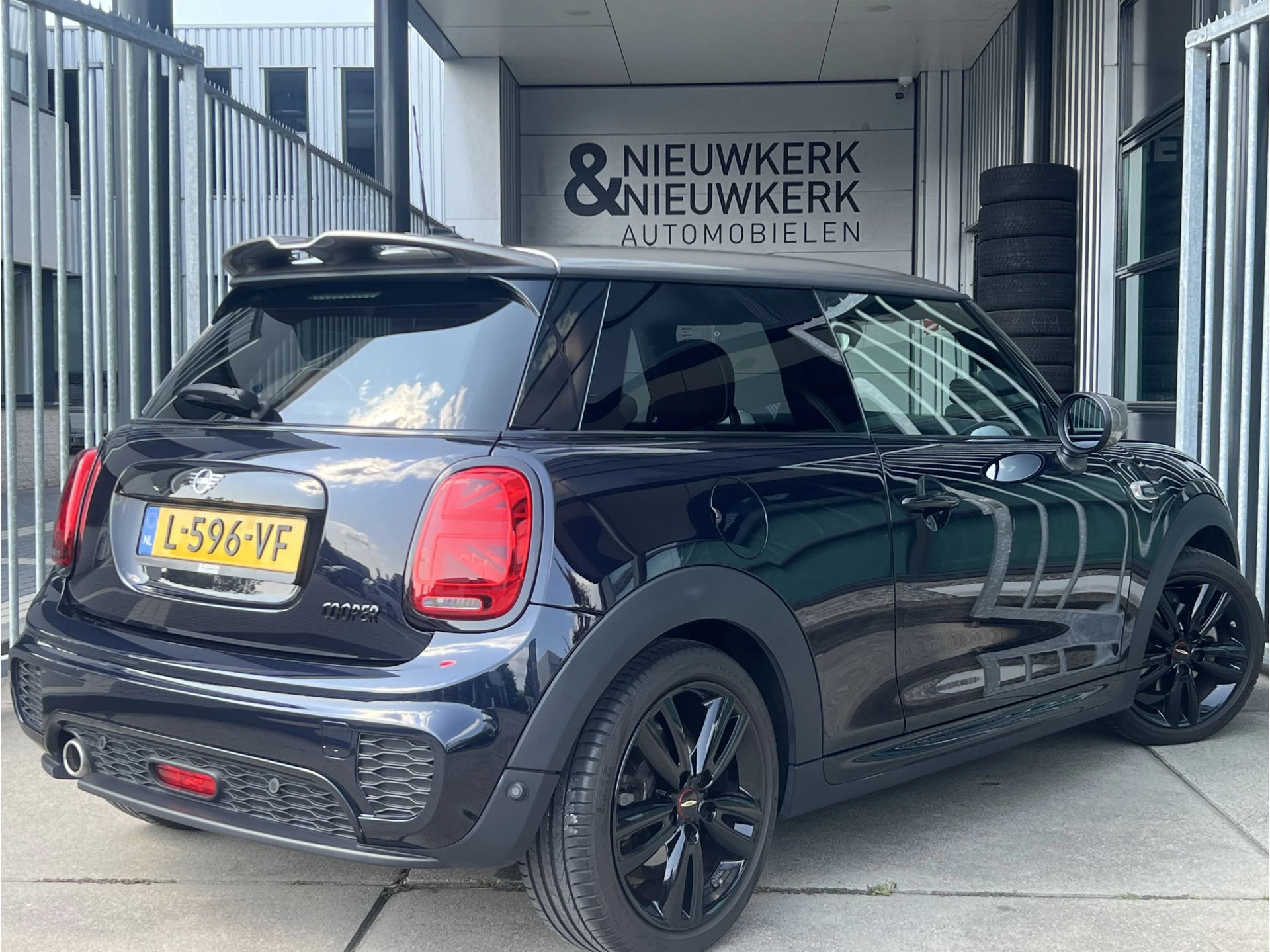 Hoofdafbeelding MINI Cooper