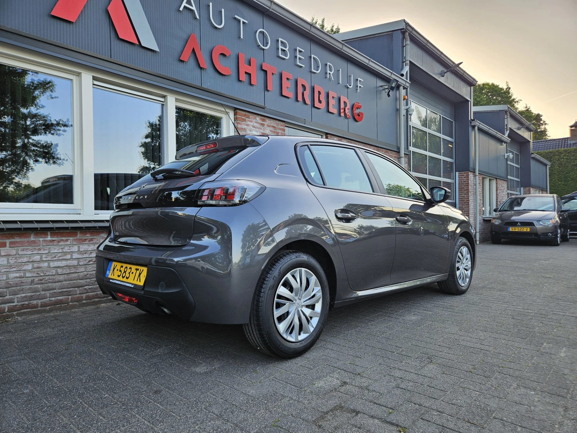 Hoofdafbeelding Peugeot 208