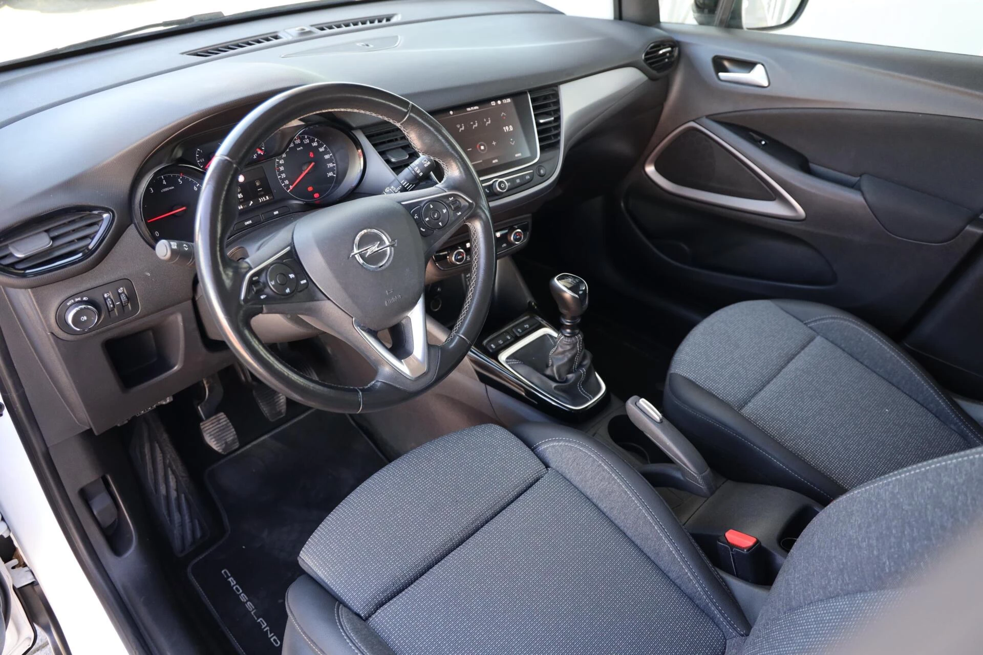 Hoofdafbeelding Opel Crossland