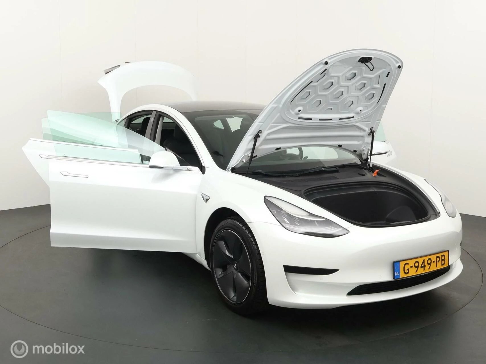 Hoofdafbeelding Tesla Model 3