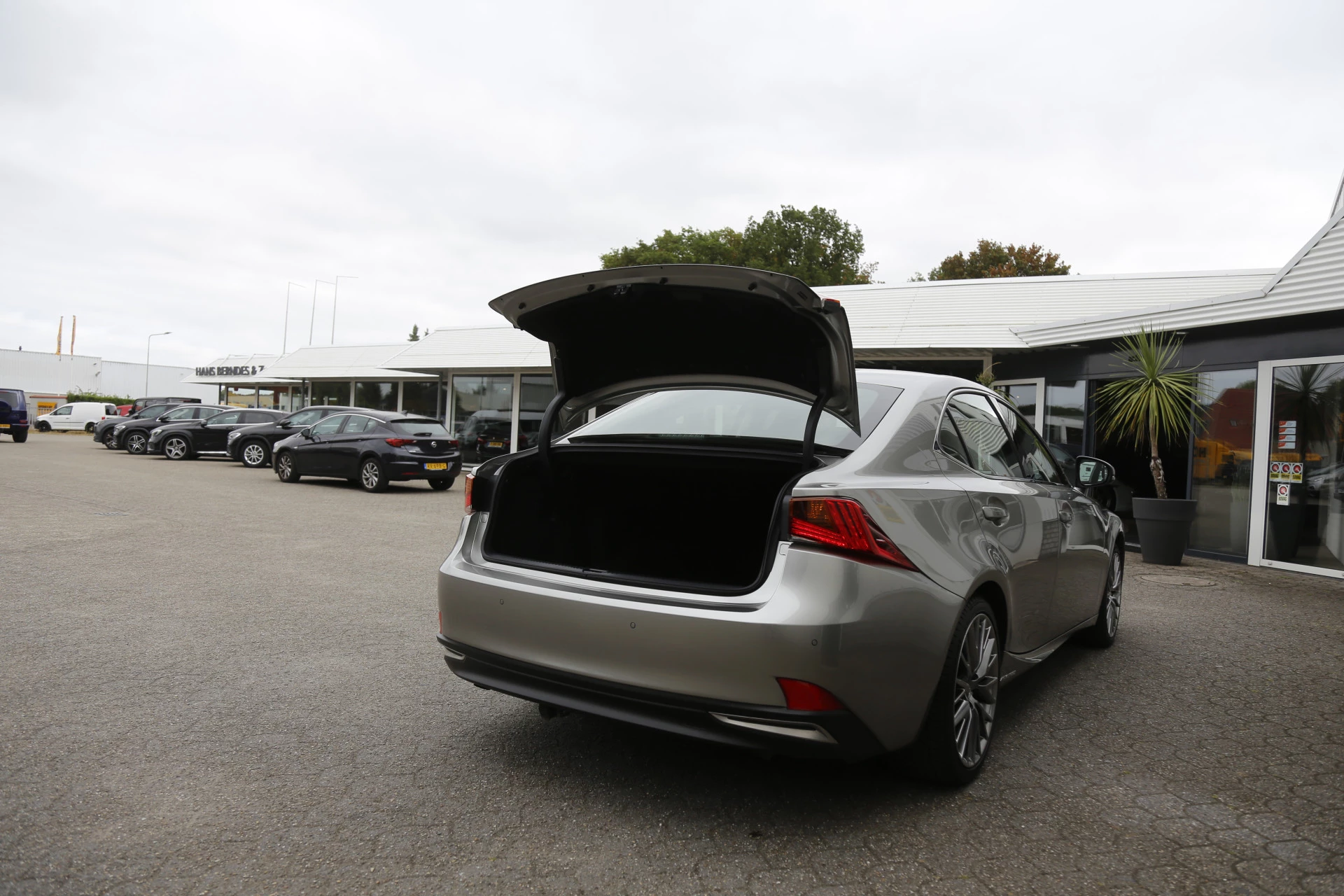 Hoofdafbeelding Lexus IS