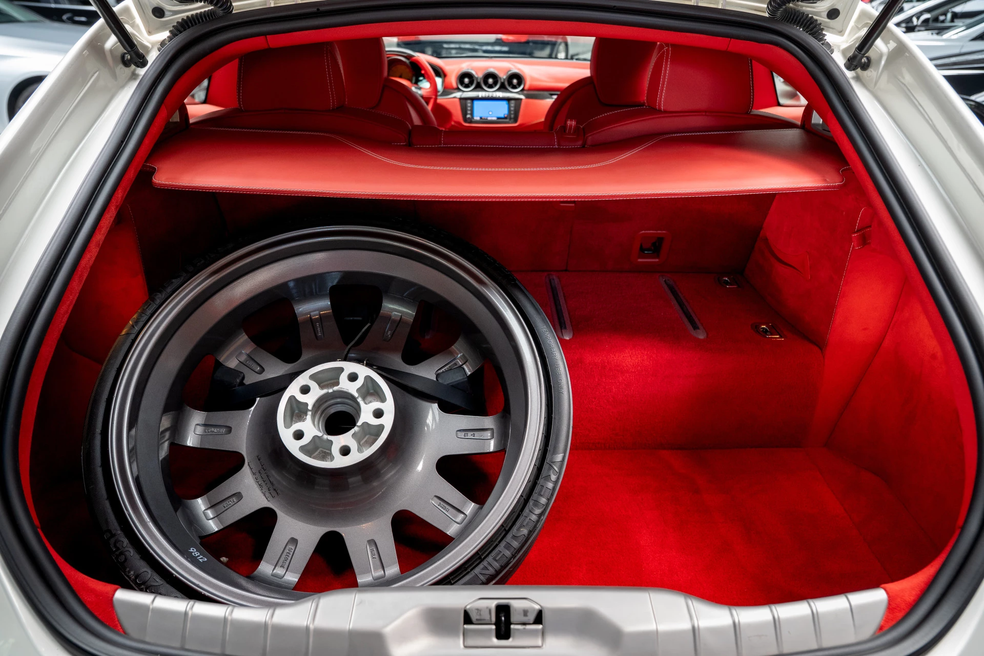 Hoofdafbeelding Ferrari FF