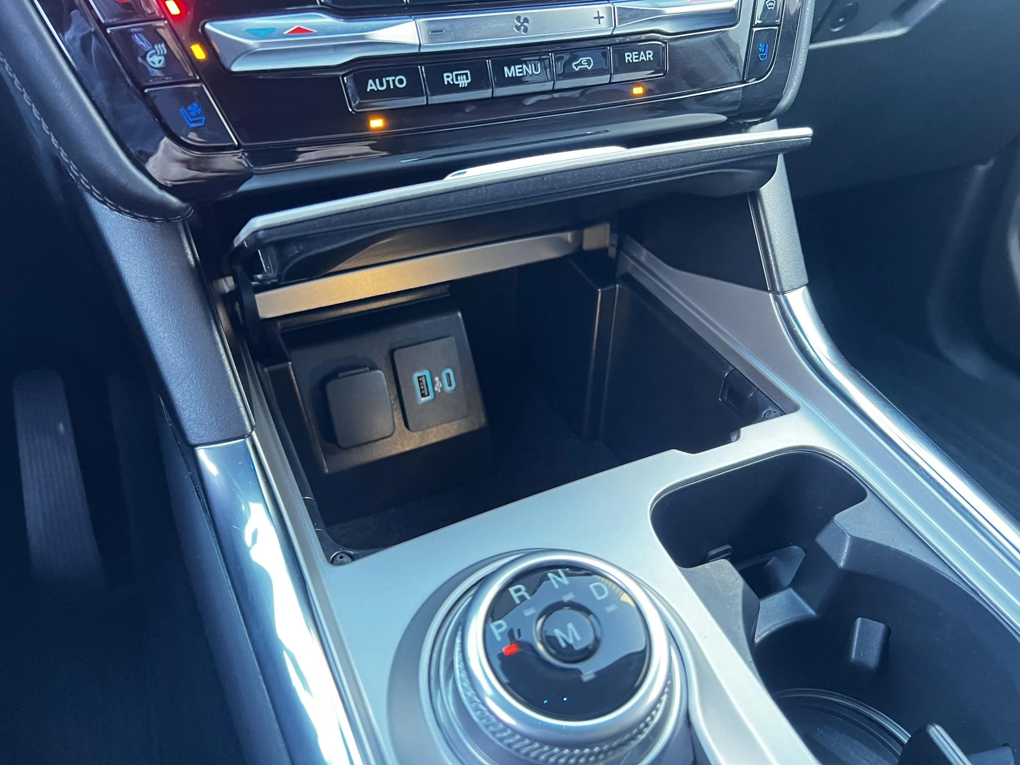 Hoofdafbeelding Ford Explorer