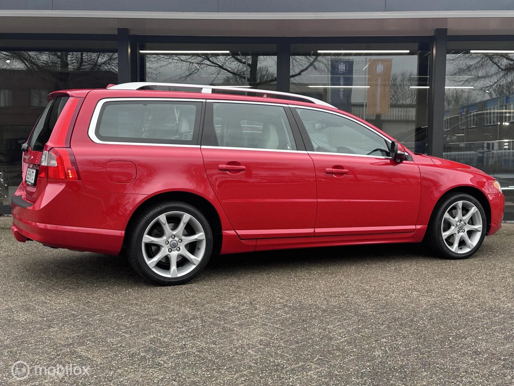 Hoofdafbeelding Volvo V70