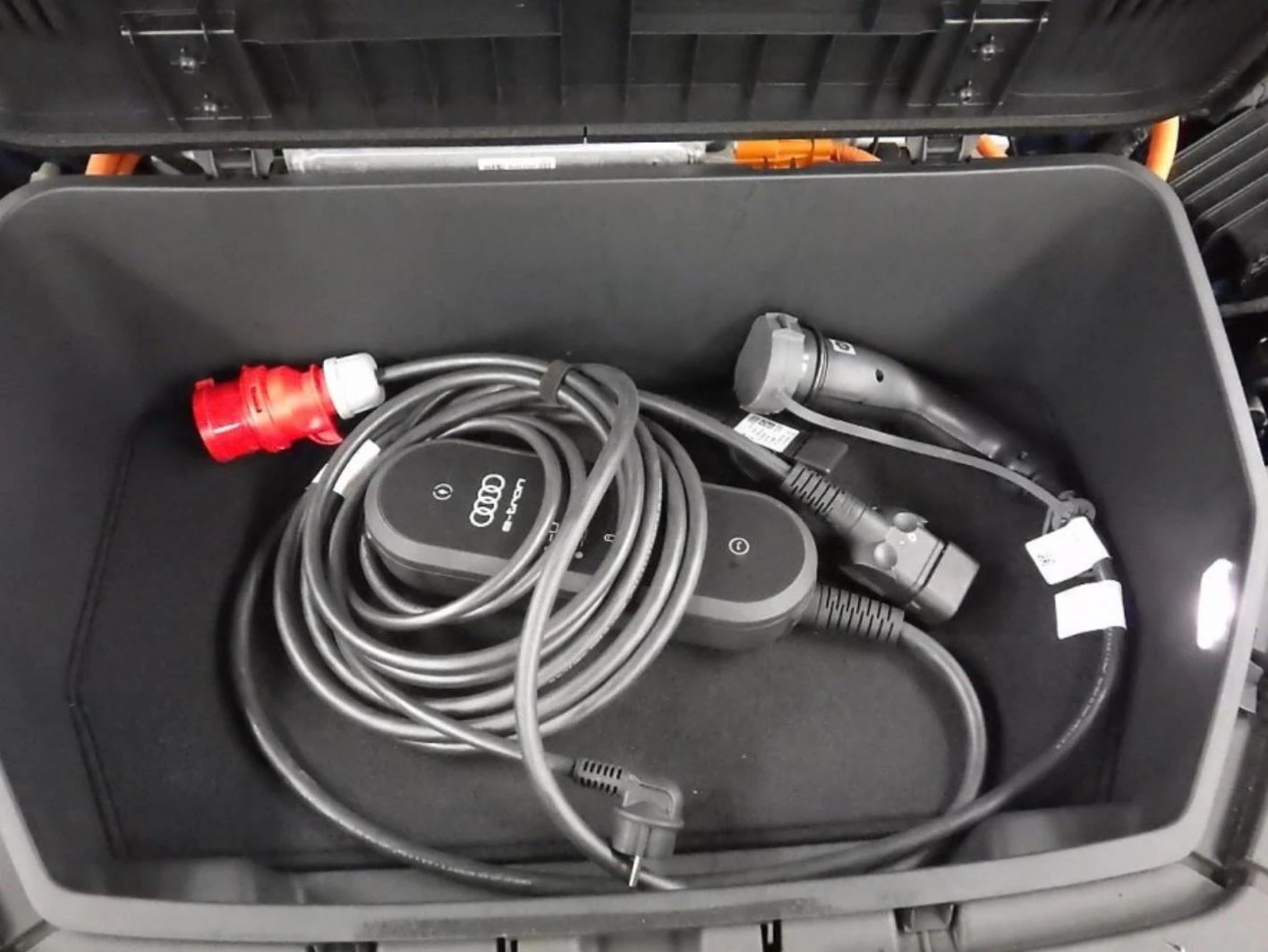 Hoofdafbeelding Audi e-tron