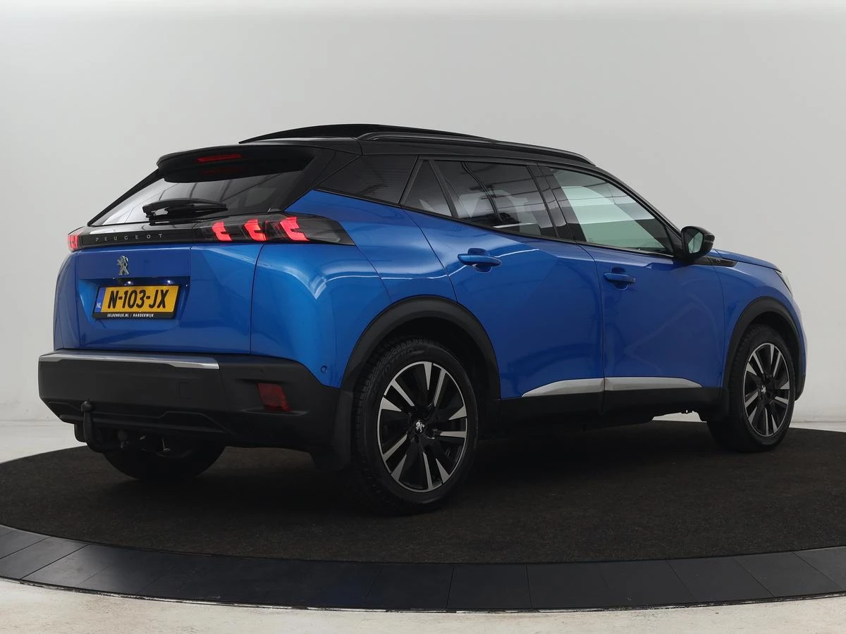 Hoofdafbeelding Peugeot e-2008