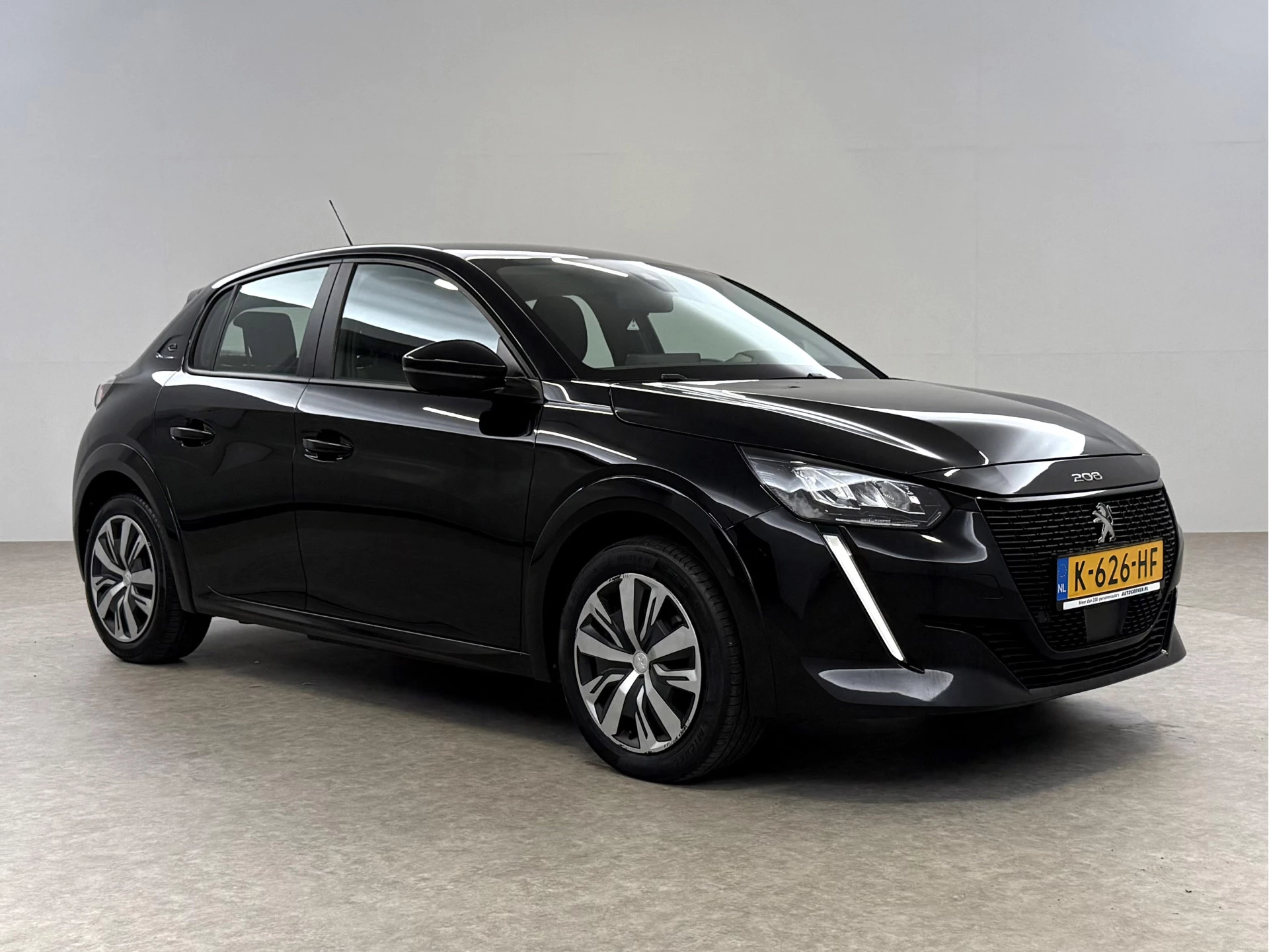 Hoofdafbeelding Peugeot e-208