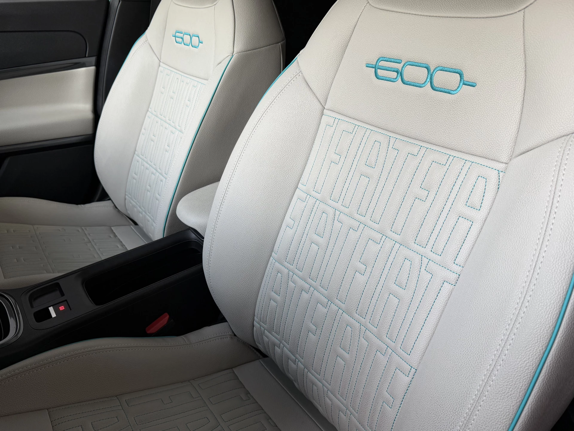 Hoofdafbeelding Fiat 600