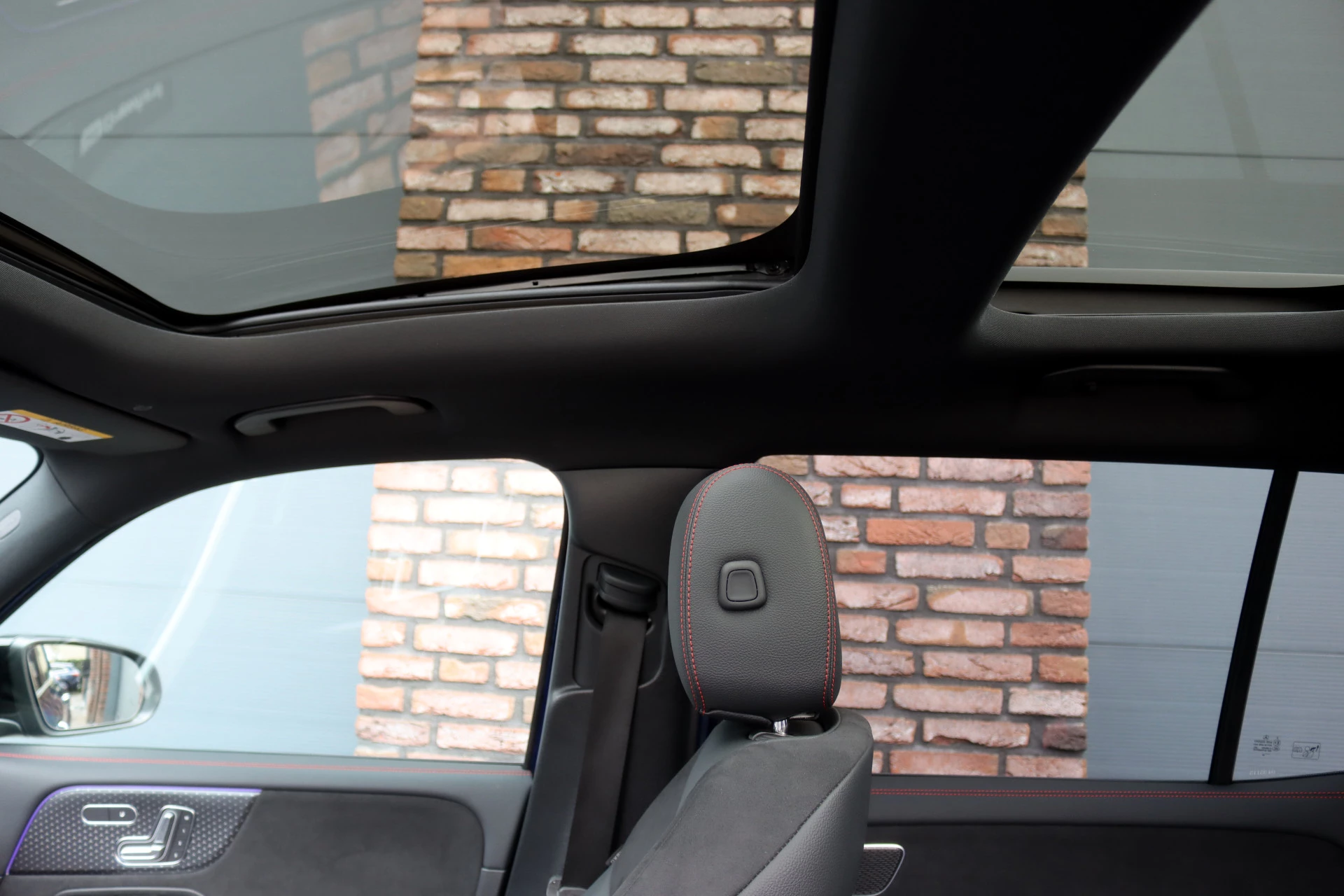 Hoofdafbeelding Mercedes-Benz EQB